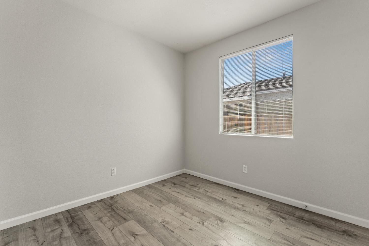 Bennoel Court, Elk Grove, California image 23