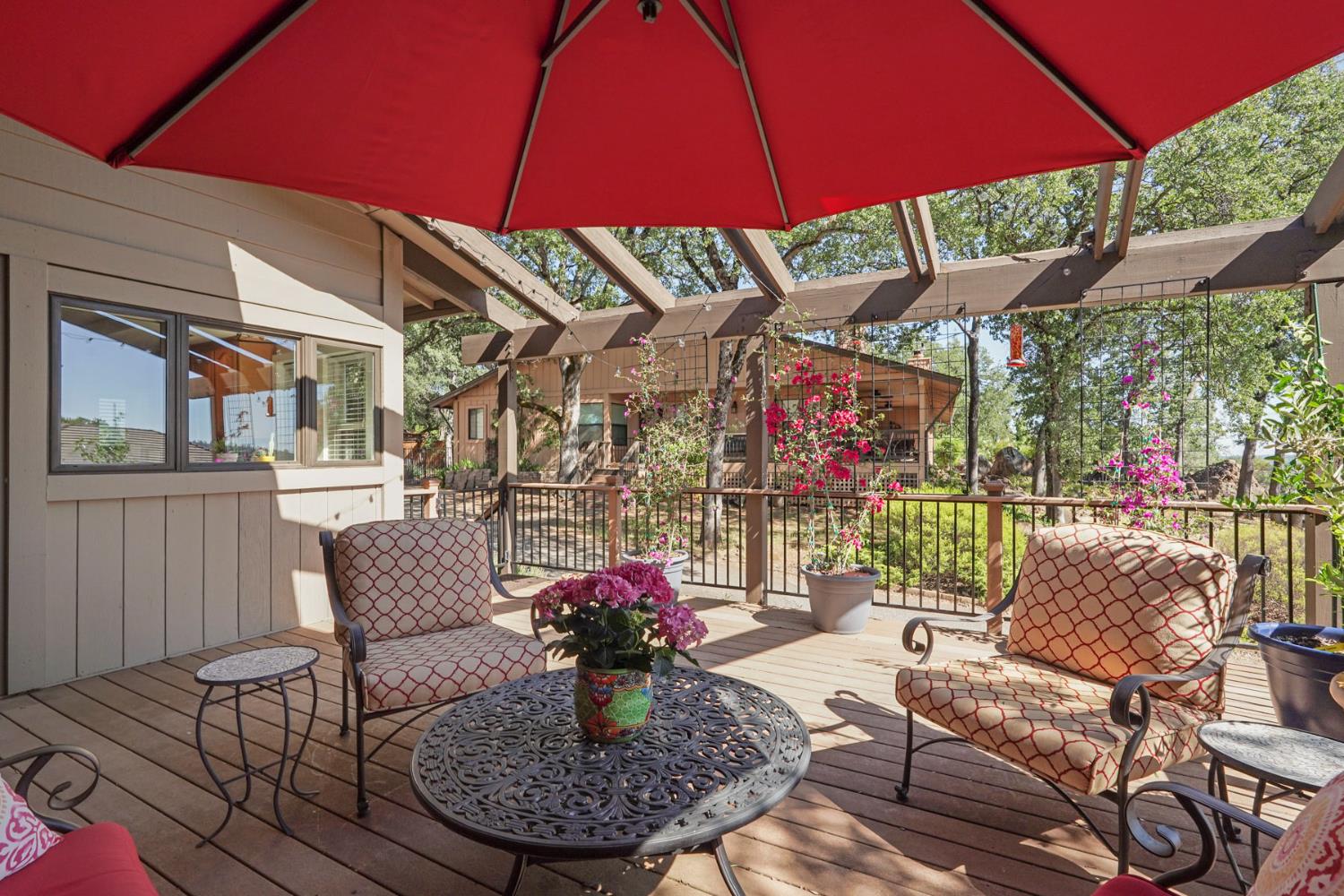 Detail Gallery Image 37 of 44 For 6200 Viewridge Dr, Auburn,  CA 95602 - 3 Beds | 3 Baths