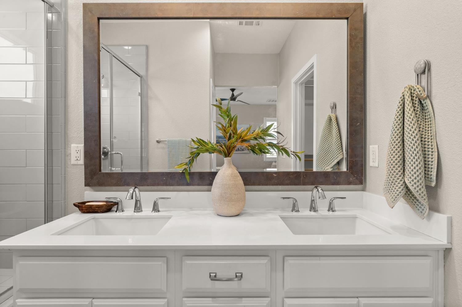 Detail Gallery Image 46 of 78 For 3565 Forney Way, Sacramento,  CA 95816 - 4 Beds | 2/1 Baths