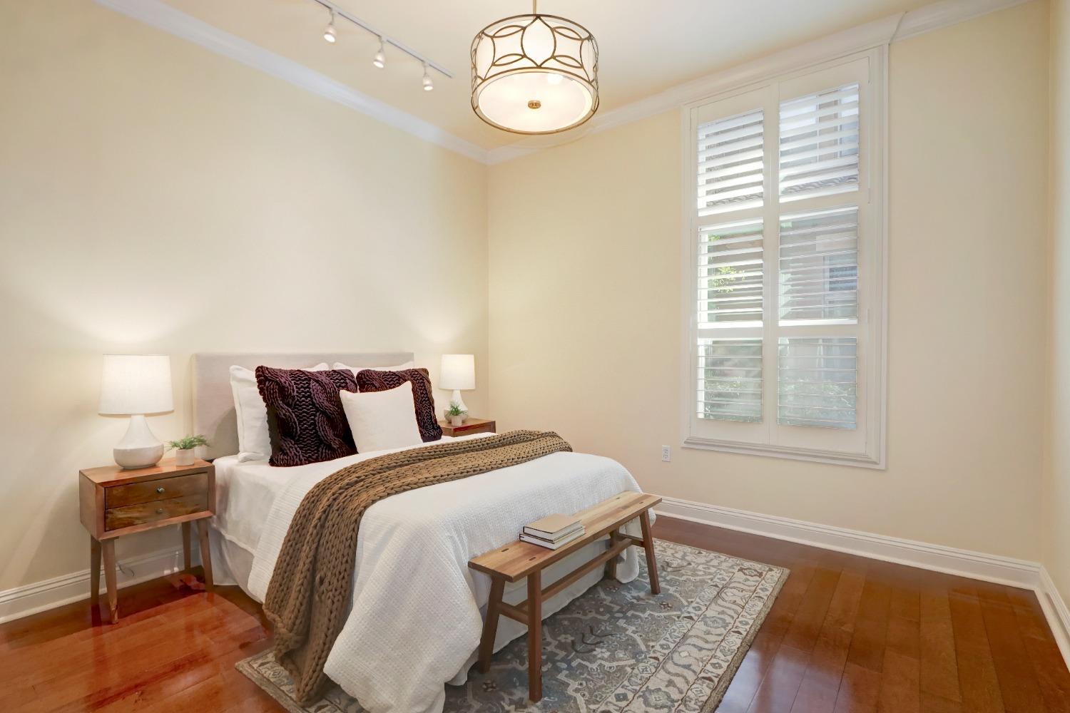 Detail Gallery Image 17 of 29 For 2430 Pavilions Place Ln #404,  Sacramento,  CA 95825 - 4 Beds | 3/1 Baths