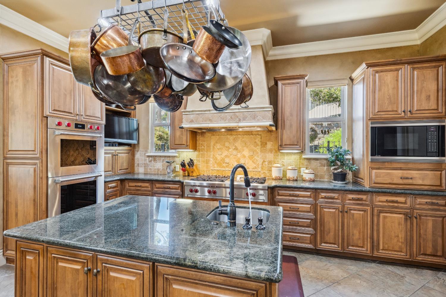 Detail Gallery Image 43 of 99 For 1410 Crocker Dr, El Dorado Hills,  CA 95762 - 5 Beds | 4/1 Baths