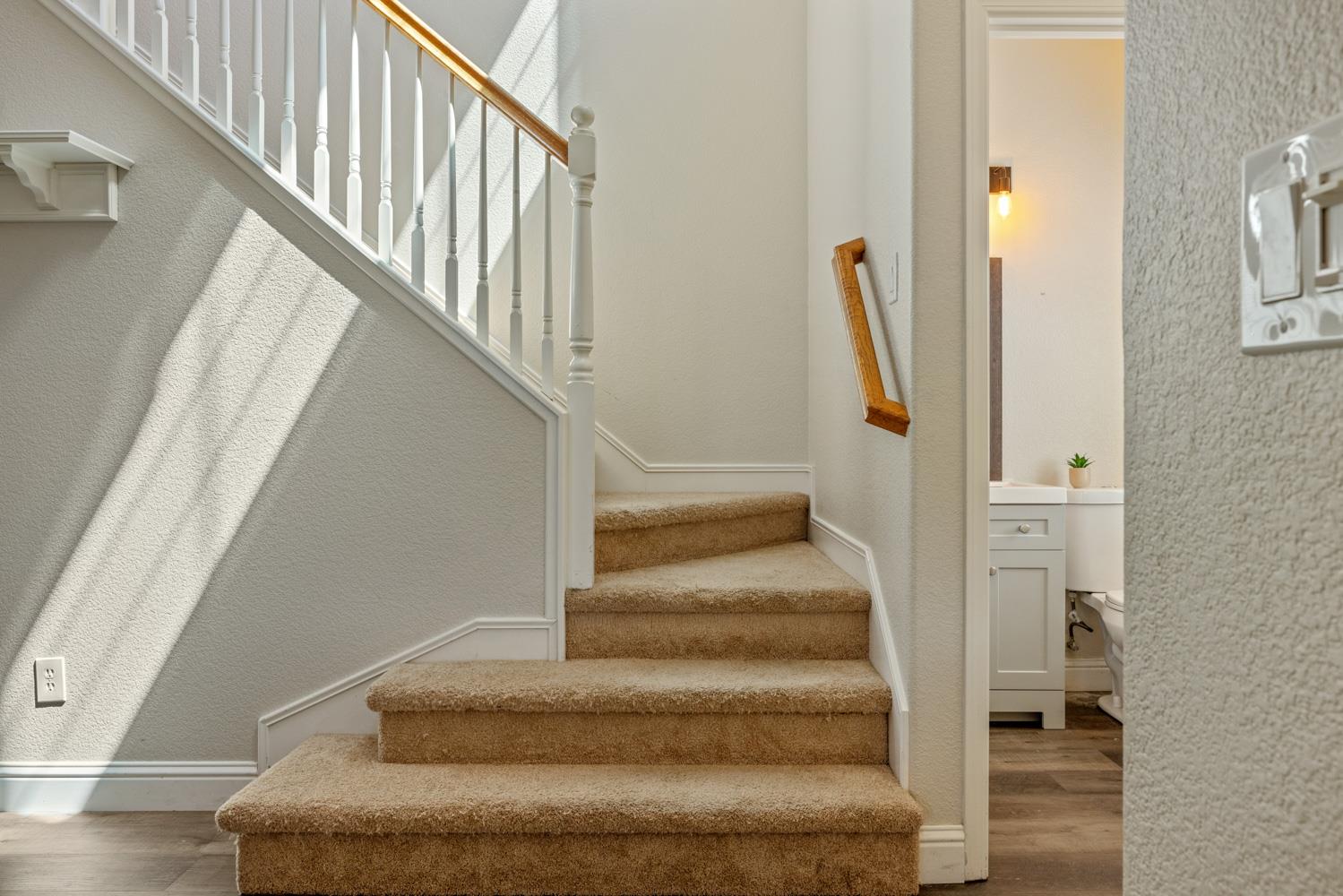Detail Gallery Image 19 of 40 For 5301 Darpinian Ct, Riverbank,  CA 95367 - 3 Beds | 2/1 Baths