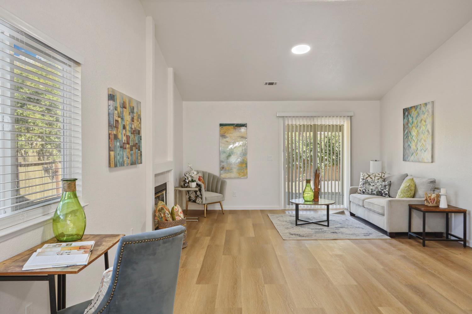 Detail Gallery Image 10 of 34 For 2368 Clipper Ln, Stockton,  CA 95204 - 3 Beds | 2 Baths