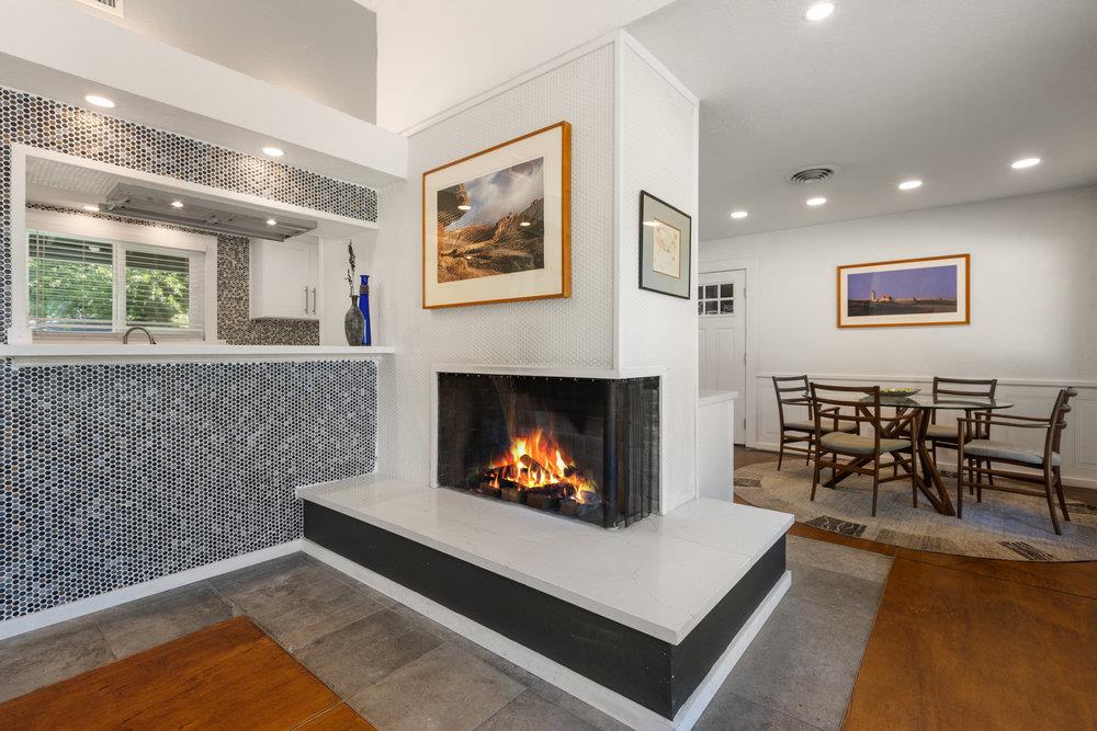 Detail Gallery Image 12 of 47 For 4117 Horgan Way, Sacramento,  CA 95821 - 3 Beds | 2 Baths