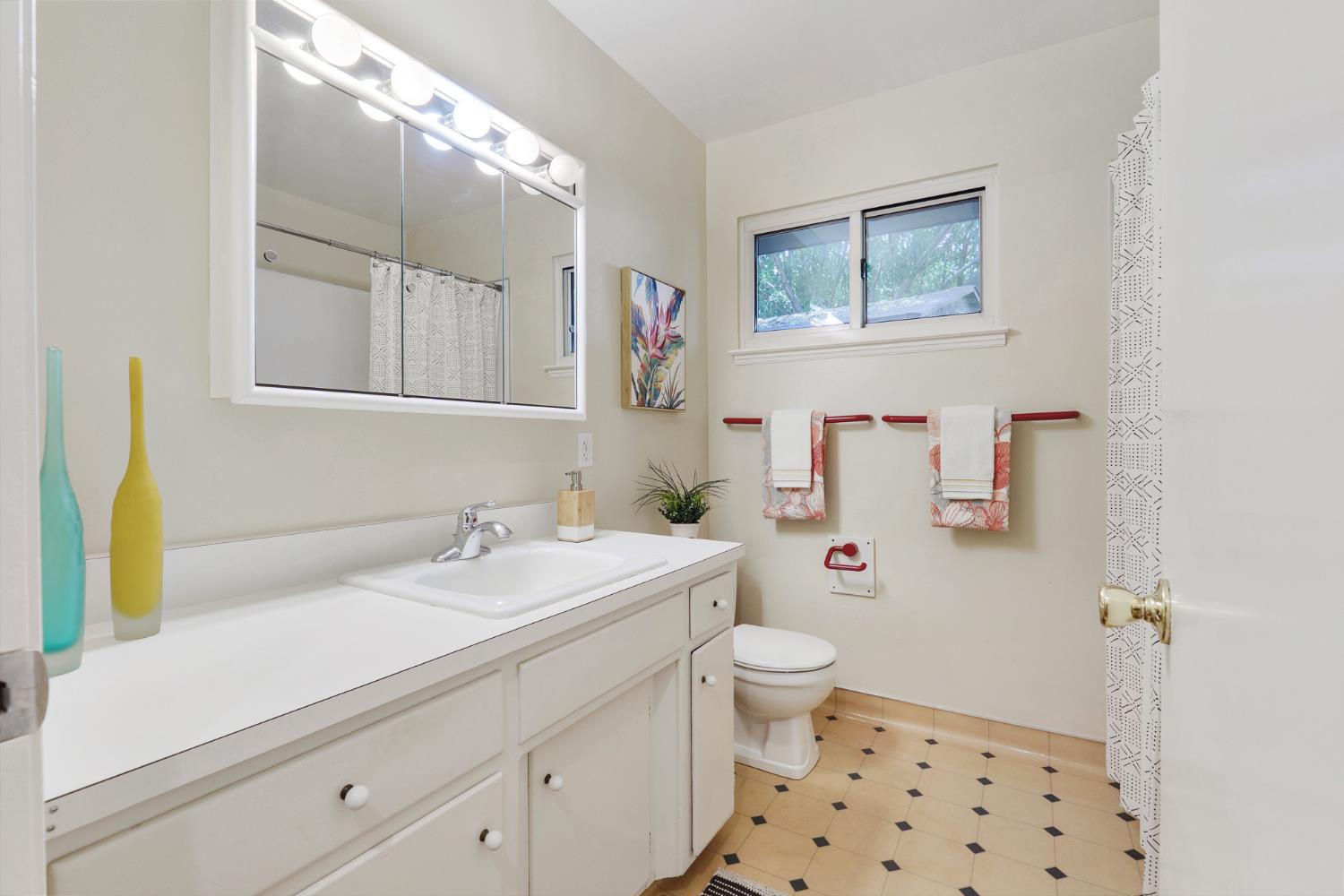 Stanford Place, Davis, California image 23