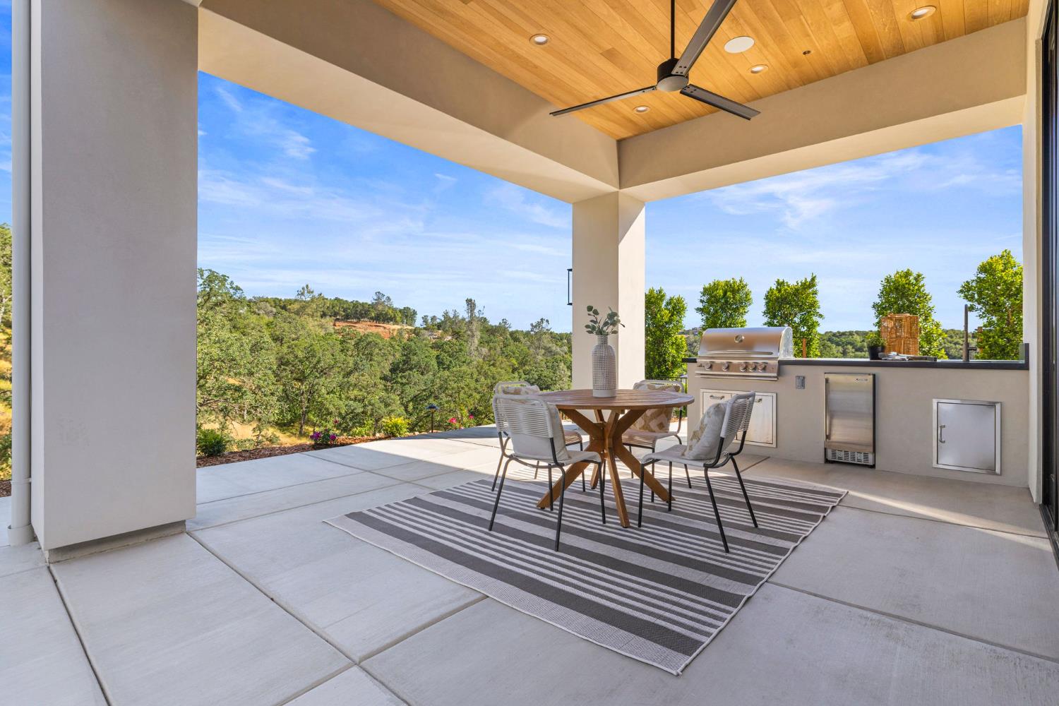 Detail Gallery Image 70 of 93 For 789 Del Coronado Ct, El Dorado Hills,  CA 95762 - 5 Beds | 5/1 Baths