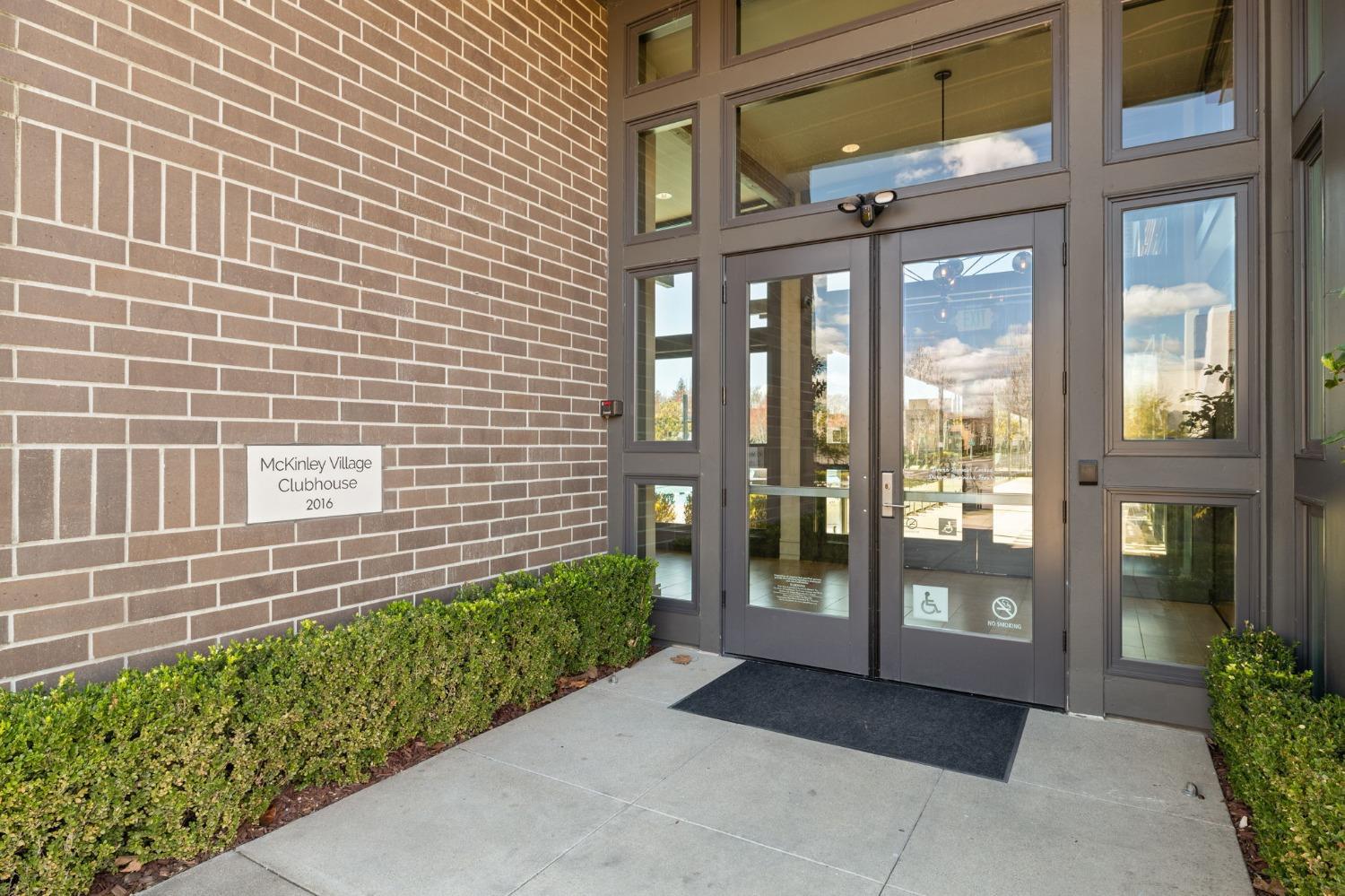 Detail Gallery Image 67 of 78 For 3565 Forney Way, Sacramento,  CA 95816 - 4 Beds | 2/1 Baths