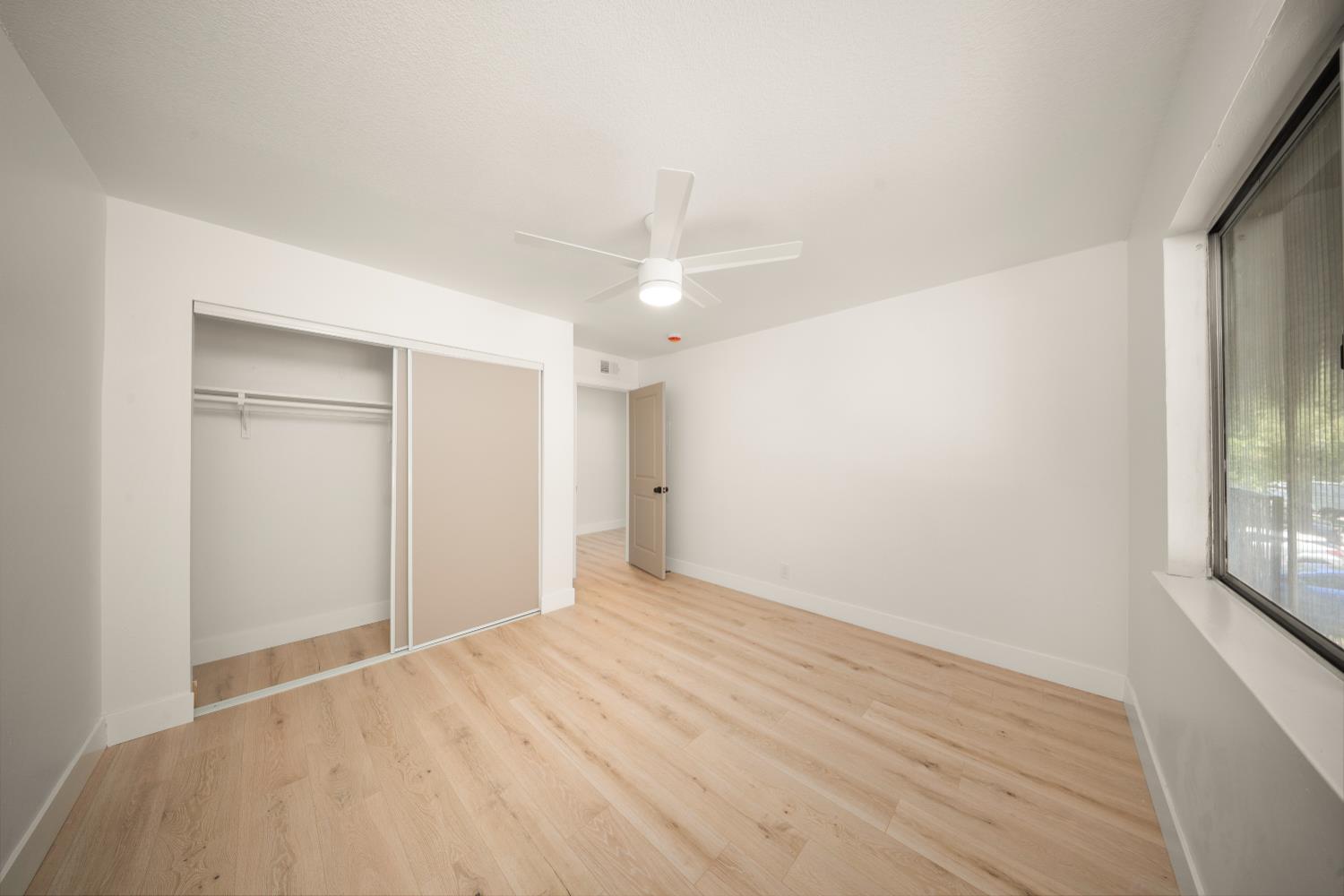 Detail Gallery Image 12 of 14 For 5091 Rhode Island Dr #4,  Sacramento,  CA 95841 - 2 Beds | 1 Baths