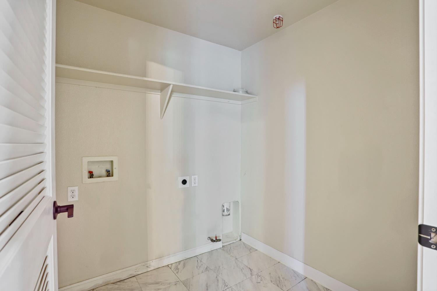 Detail Gallery Image 40 of 42 For 2487 Torino, West Sacramento,  CA 95619 - 2 Beds | 2 Baths