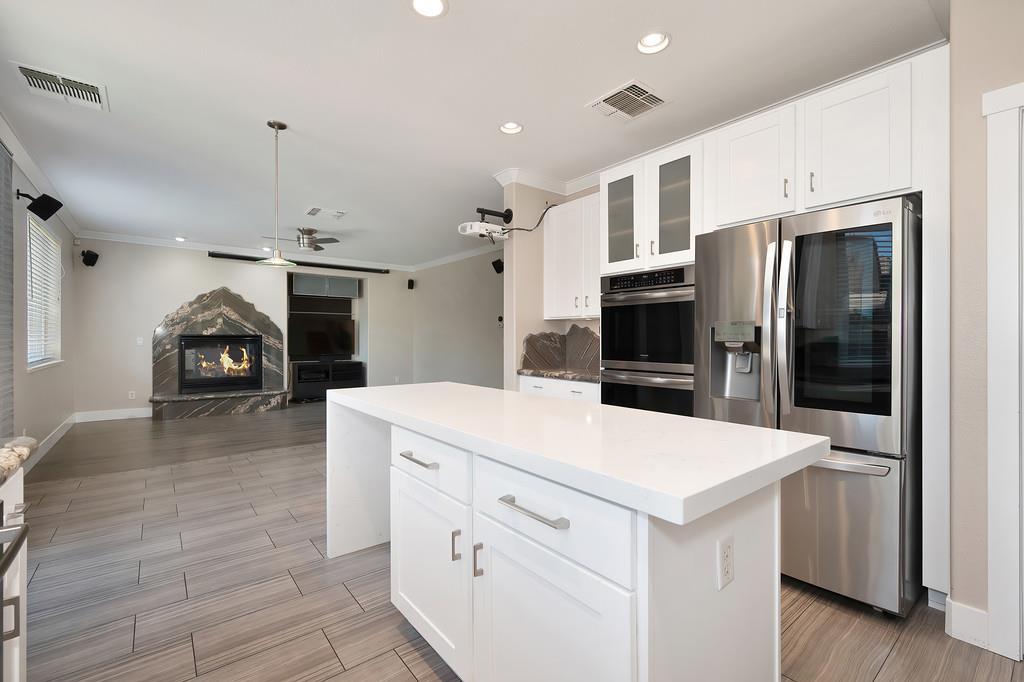 Detail Gallery Image 14 of 52 For 11886 Fire Agate Way, Rancho Cordova,  CA 95742 - 4 Beds | 3 Baths