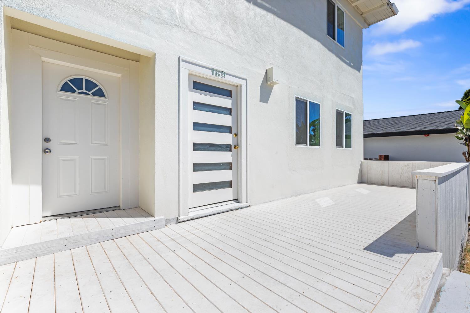 Detail Gallery Image 4 of 24 For 169 W 5th St, Stockton,  CA 95206 - 4 Beds | 3 Baths