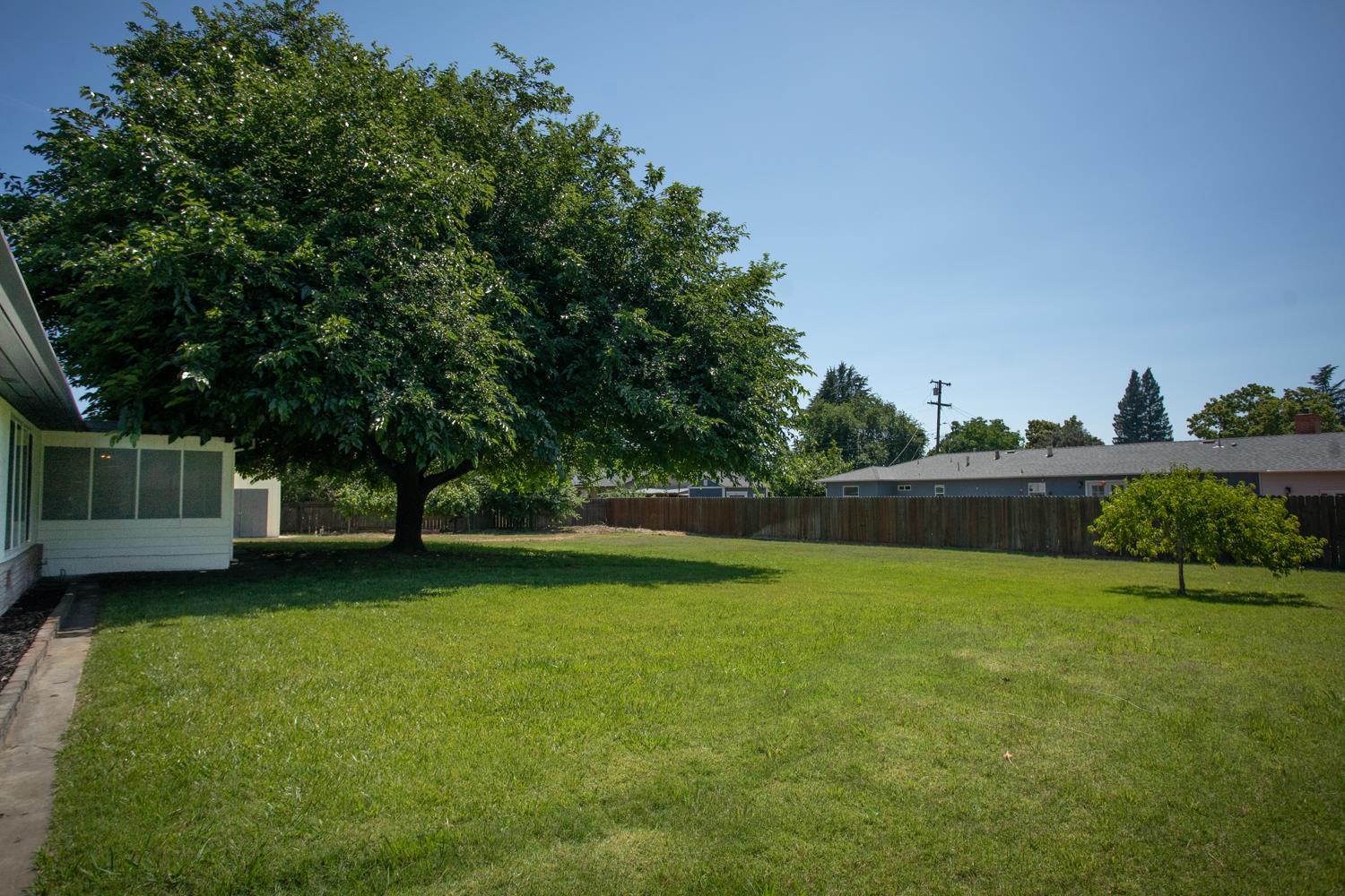 Detail Gallery Image 42 of 56 For 889 Jones Rd, Yuba City,  CA 95991 - 4 Beds | 1/1 Baths