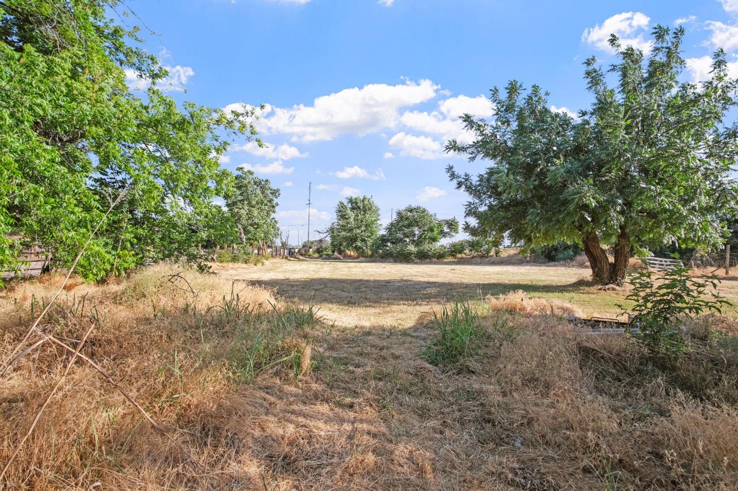 Detail Gallery Image 26 of 45 For 700 N Montana Ave, Turlock,  CA 95380 - 2 Beds | 1 Baths