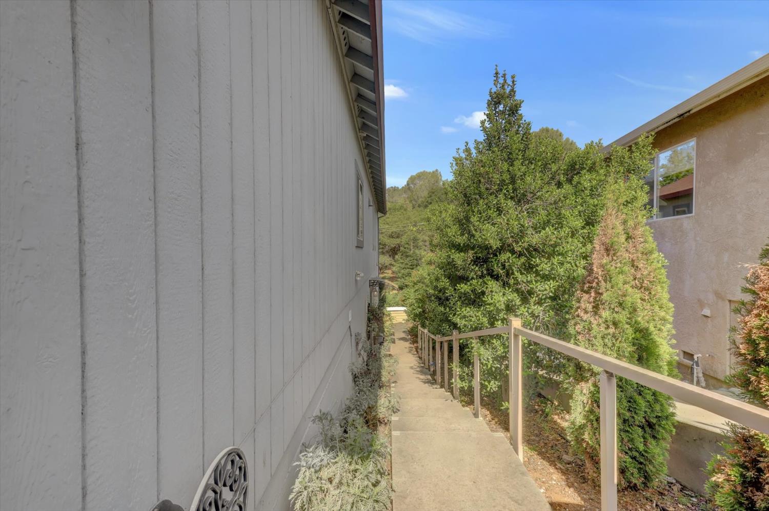 Detail Gallery Image 43 of 98 For 23158 Lone Pine Dr, Auburn,  CA 95602 - 4 Beds | 4 Baths