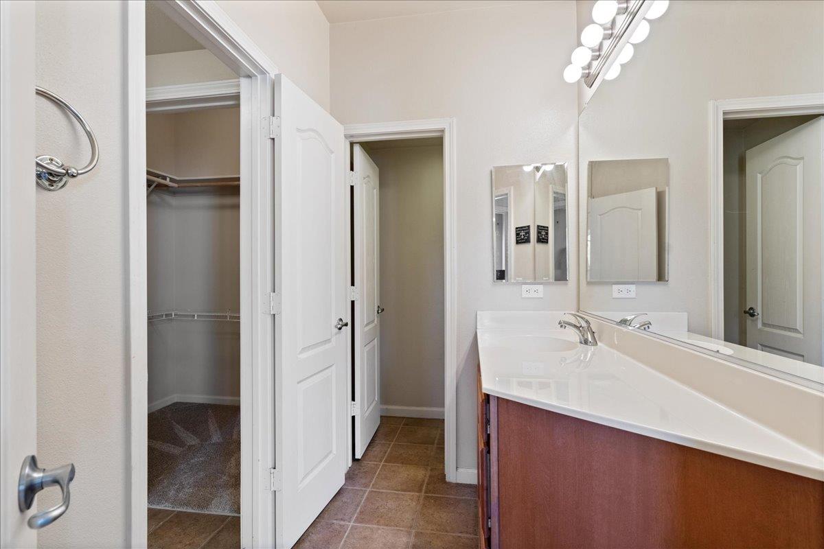 Photo #22: 225066989 Listing: Photo #22