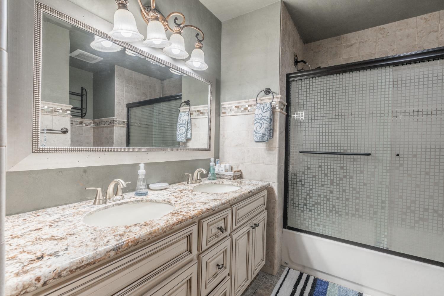 Detail Gallery Image 16 of 24 For 7665 Copper Cove Pl, Antelope,  CA 95843 - 3 Beds | 2 Baths