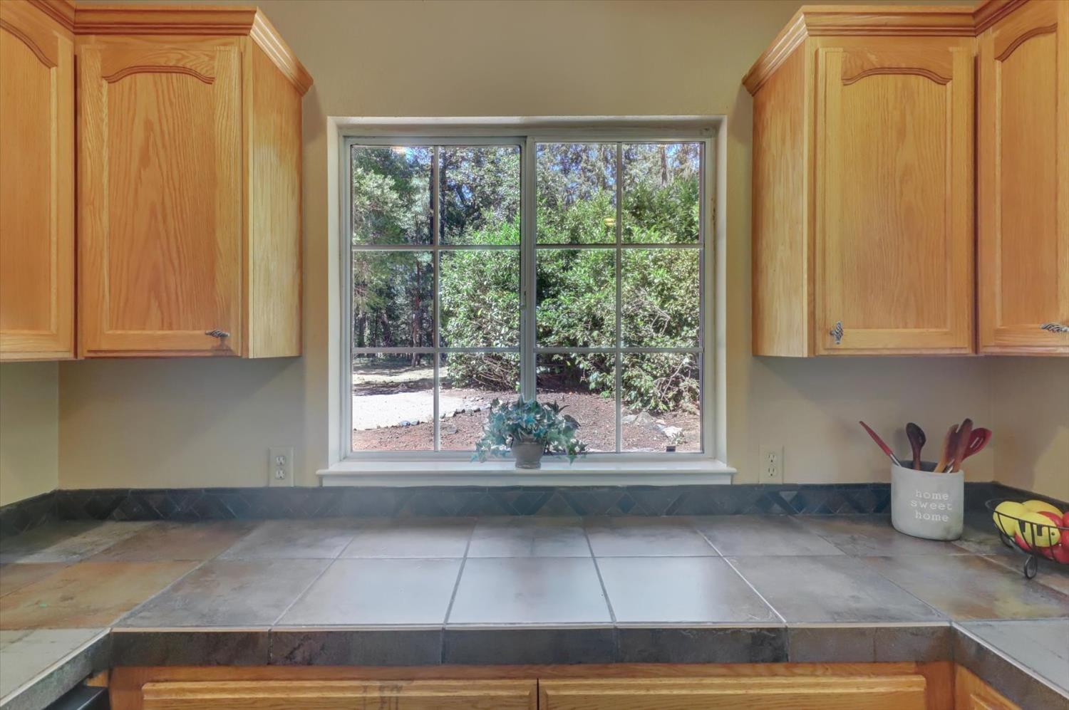 Detail Gallery Image 14 of 69 For 12742 Butterfly Dr, Nevada City,  CA 95959 - 2 Beds | 2 Baths