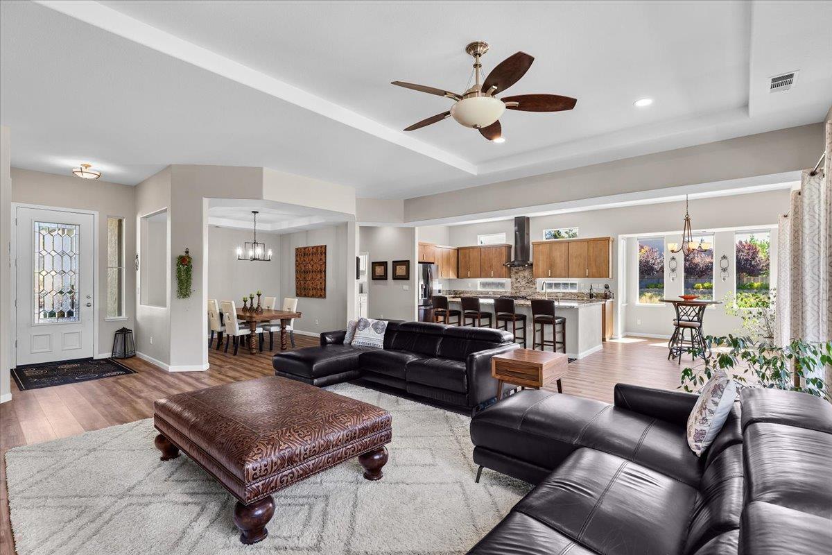 Detail Gallery Image 17 of 91 For 187 Quail Meadow Ln, Copperopolis,  CA 95228 - 2 Beds | 2 Baths