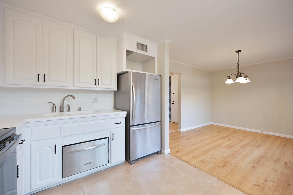 Photo #15: 225066919 Listing: Photo #15
