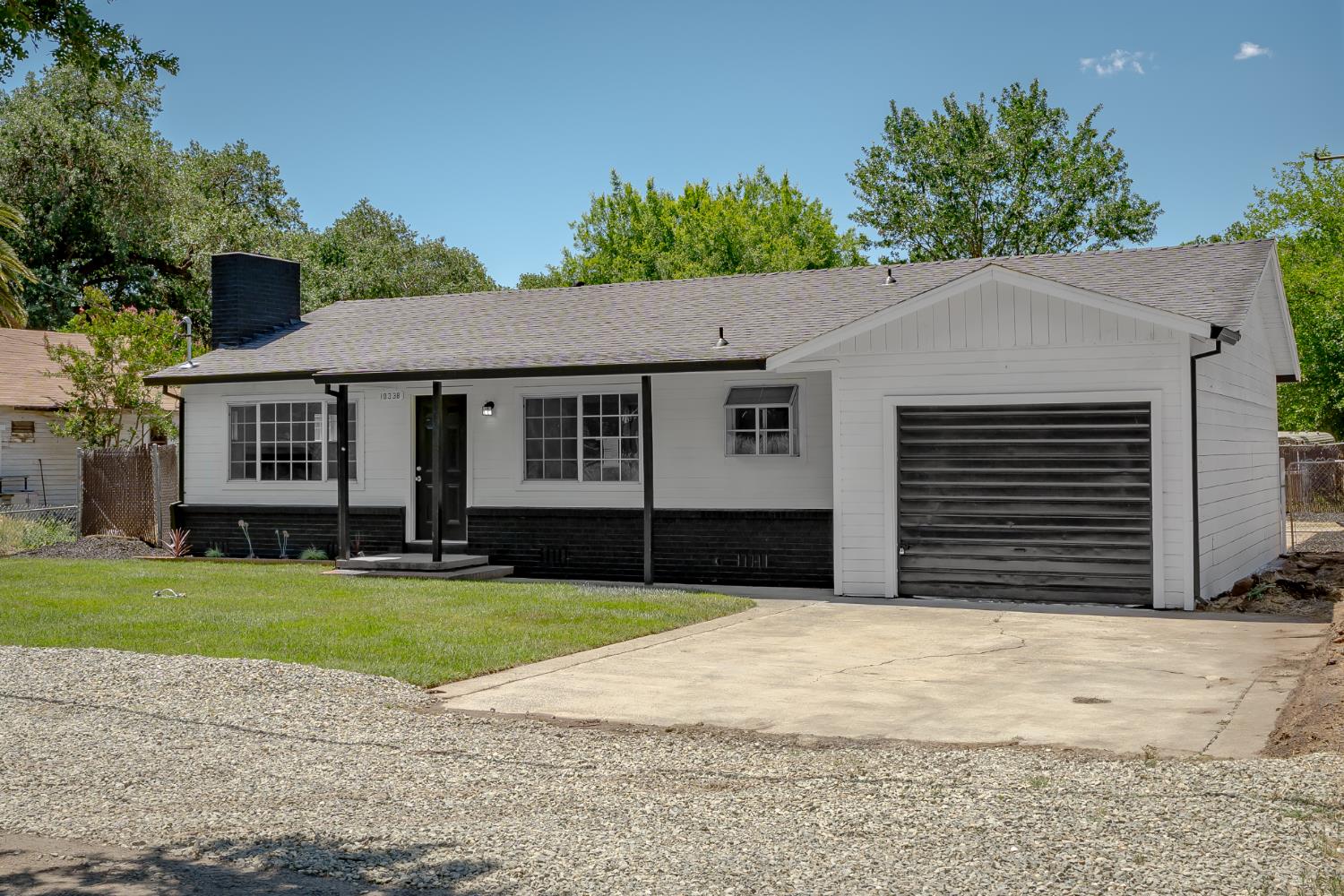 Detail Gallery Image 1 of 27 For 10338 N St, Live Oak,  CA 95953 - 3 Beds | 2 Baths