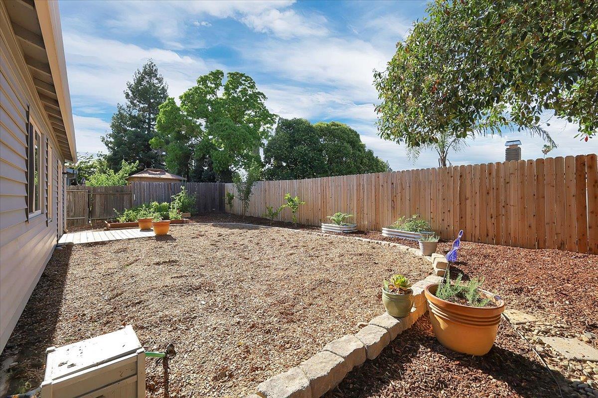 Detail Gallery Image 36 of 43 For 8977 Brydon Way, Sacramento,  CA 95826 - 4 Beds | 2 Baths