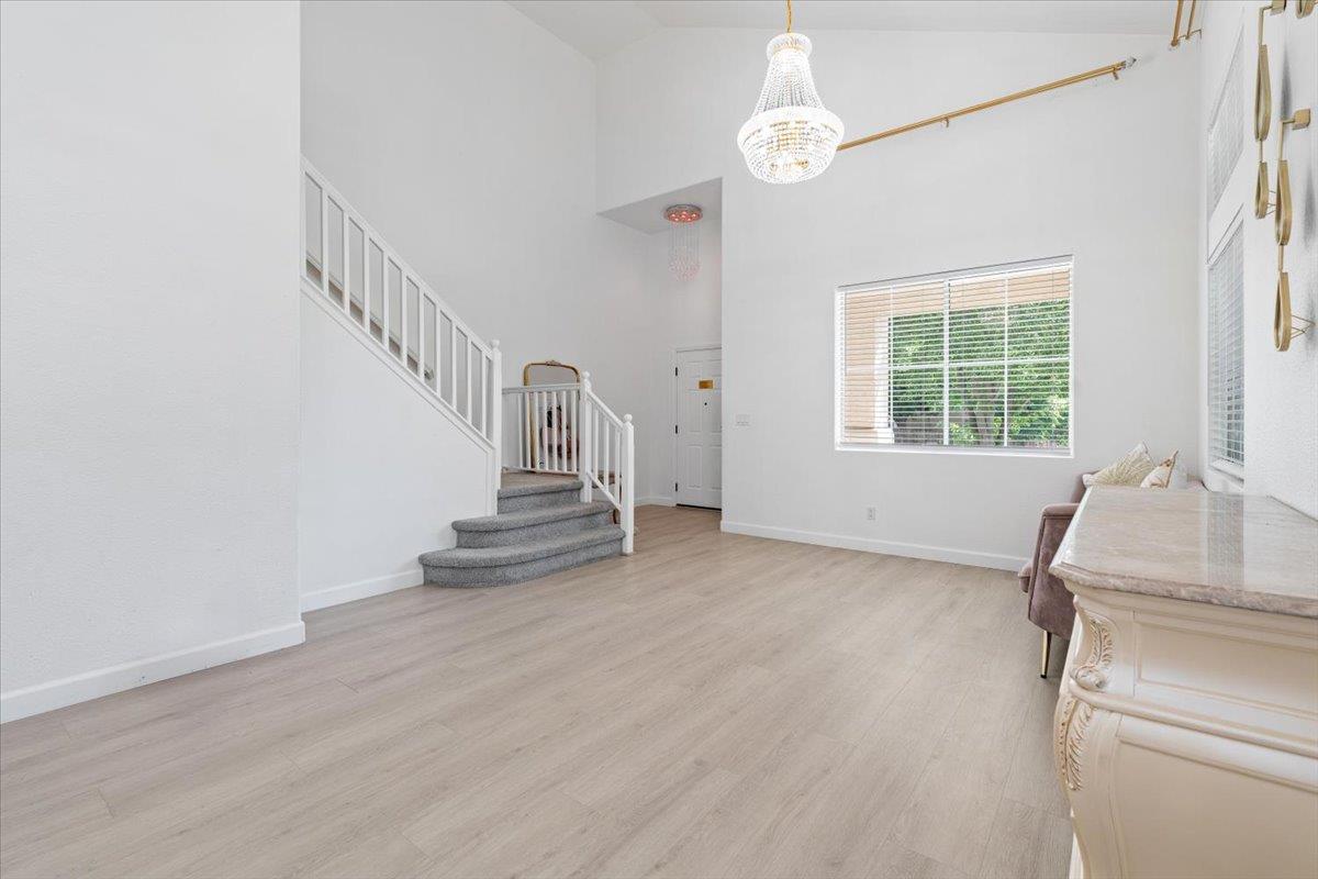 Detail Gallery Image 7 of 37 For 45 White Birch Ct, Roseville,  CA 95678 - 4 Beds | 3 Baths