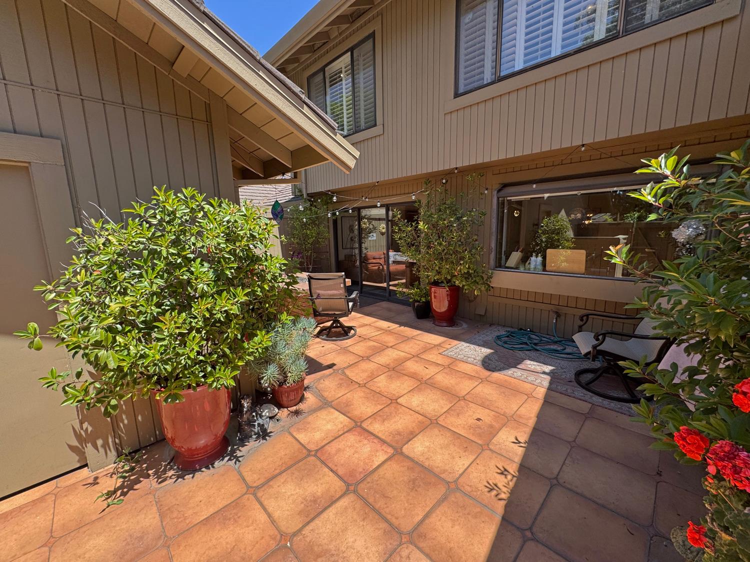 Detail Gallery Image 24 of 26 For 11488 Gold Country Blvd, Gold River,  CA 95670 - 3 Beds | 2/1 Baths