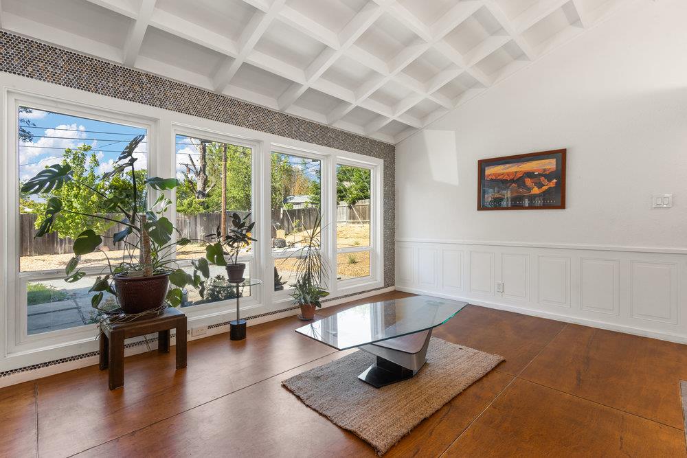 Detail Gallery Image 10 of 47 For 4117 Horgan Way, Sacramento,  CA 95821 - 3 Beds | 2 Baths