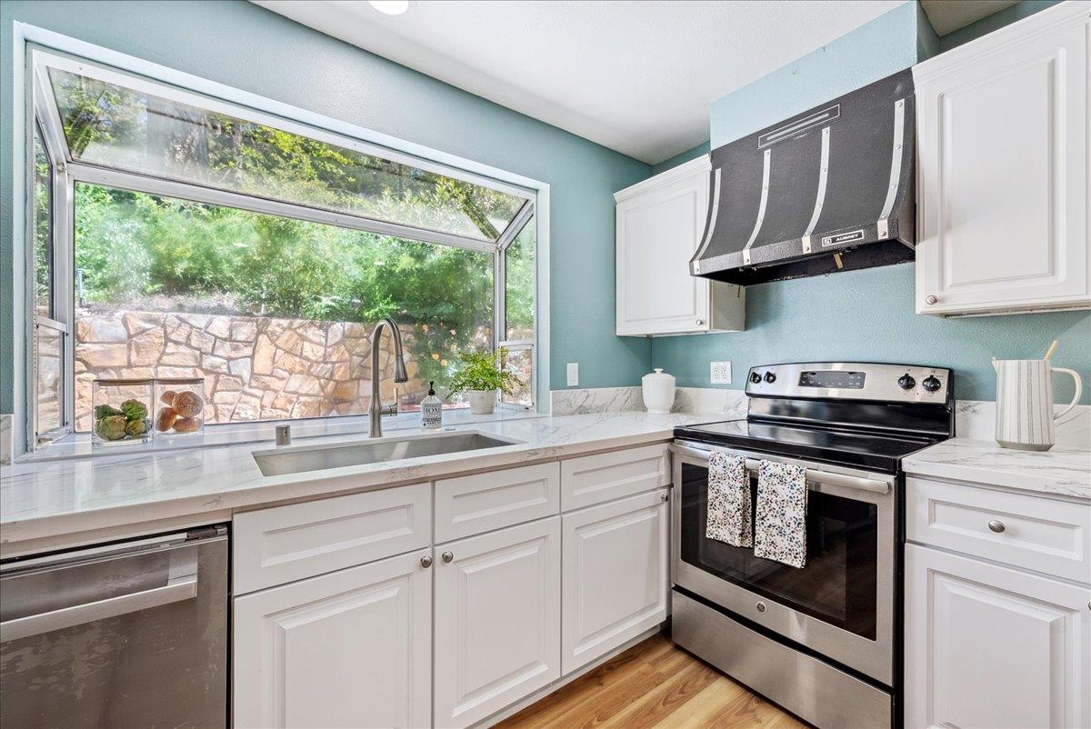 Detail Gallery Image 16 of 35 For 4322 Ponderosa Way, Camino,  CA 95709 - 3 Beds | 2 Baths