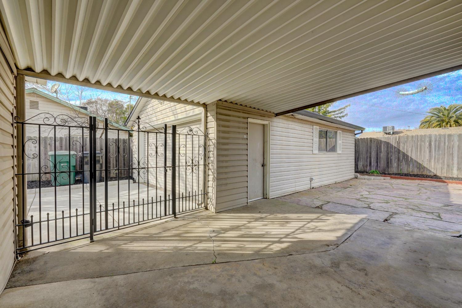 Detail Gallery Image 25 of 34 For 1005 Hillcrest Ave, Roseville,  CA 95678 - 3 Beds | 2 Baths