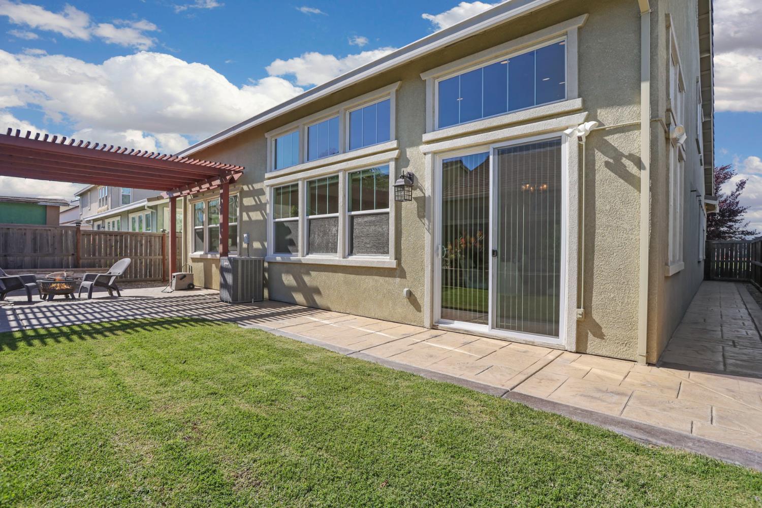 Detail Gallery Image 41 of 50 For 736 Open Range Ave, Lathrop,  CA 95330 - 3 Beds | 3 Baths