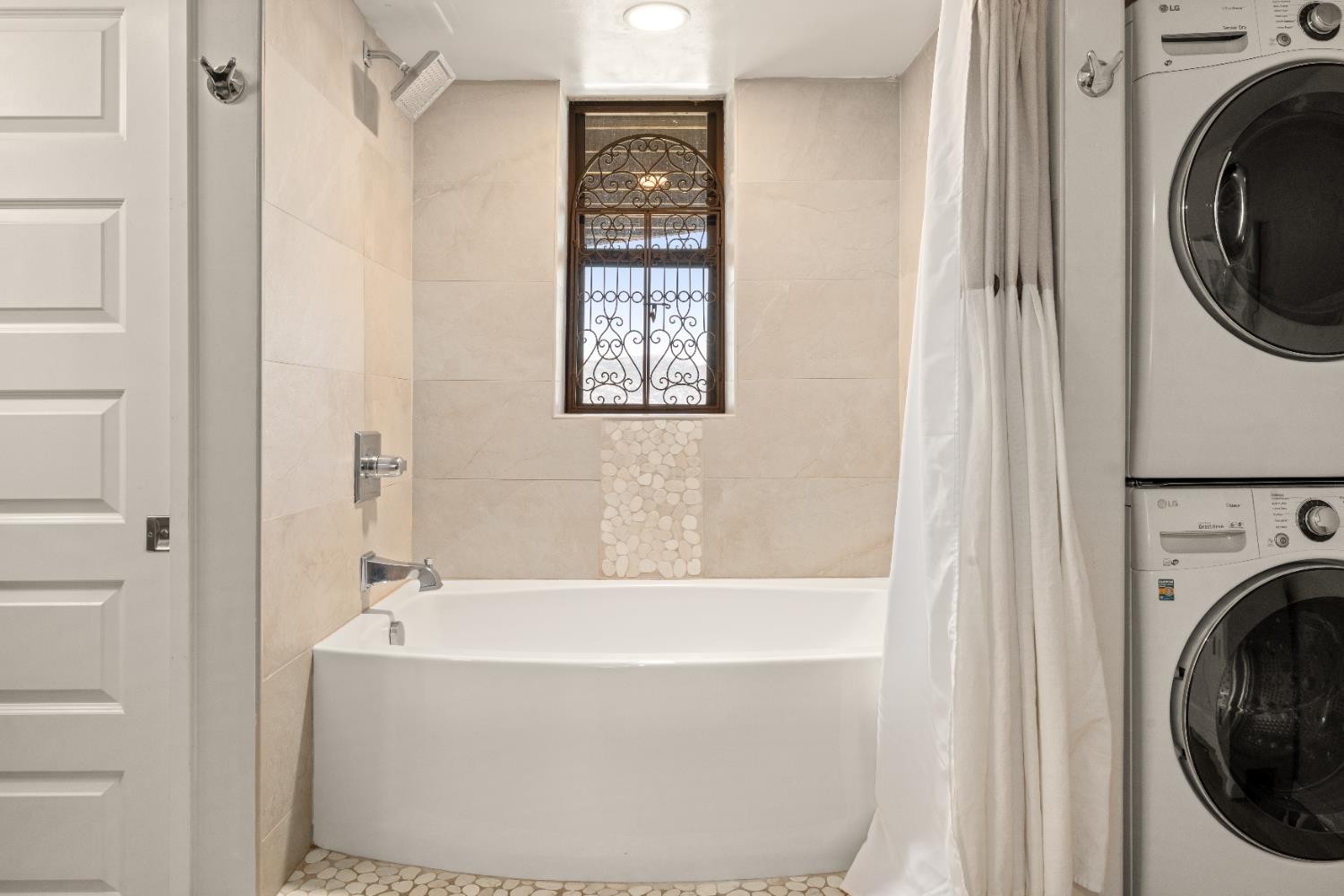 Detail Gallery Image 32 of 35 For Address Is Not Disclosed, Other City,  CA 89402 - 3 Beds | 3 Baths