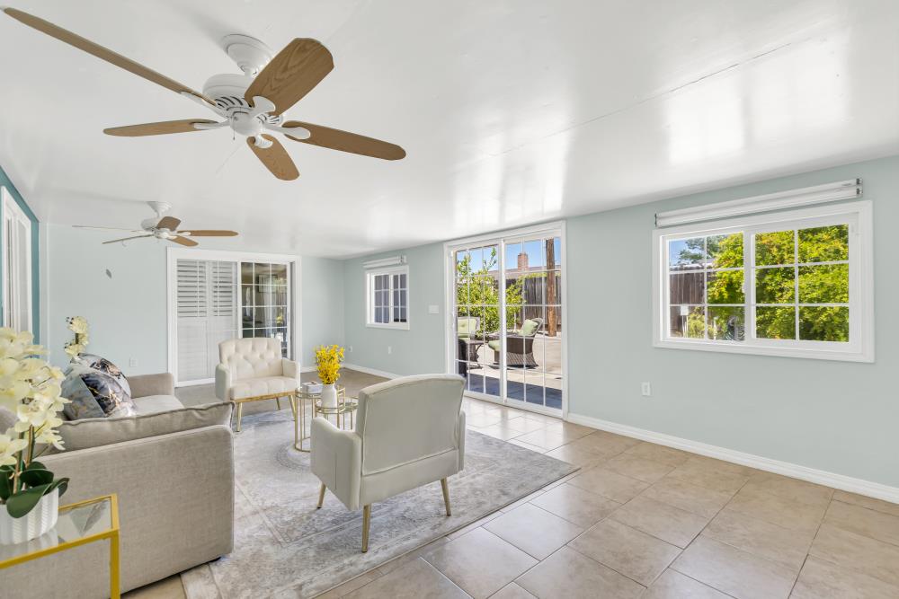 Detail Gallery Image 19 of 55 For 7661 Dyer Ct, Sacramento,  CA 95828 - 3 Beds | 2 Baths