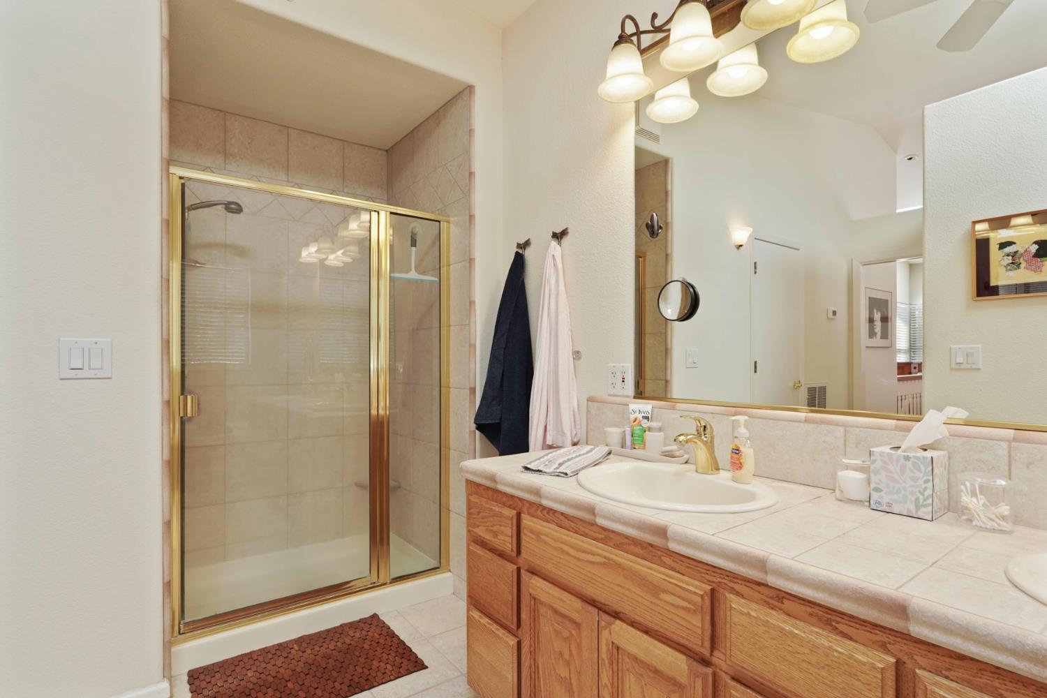 Detail Gallery Image 29 of 44 For 6200 Viewridge Dr, Auburn,  CA 95602 - 3 Beds | 3 Baths