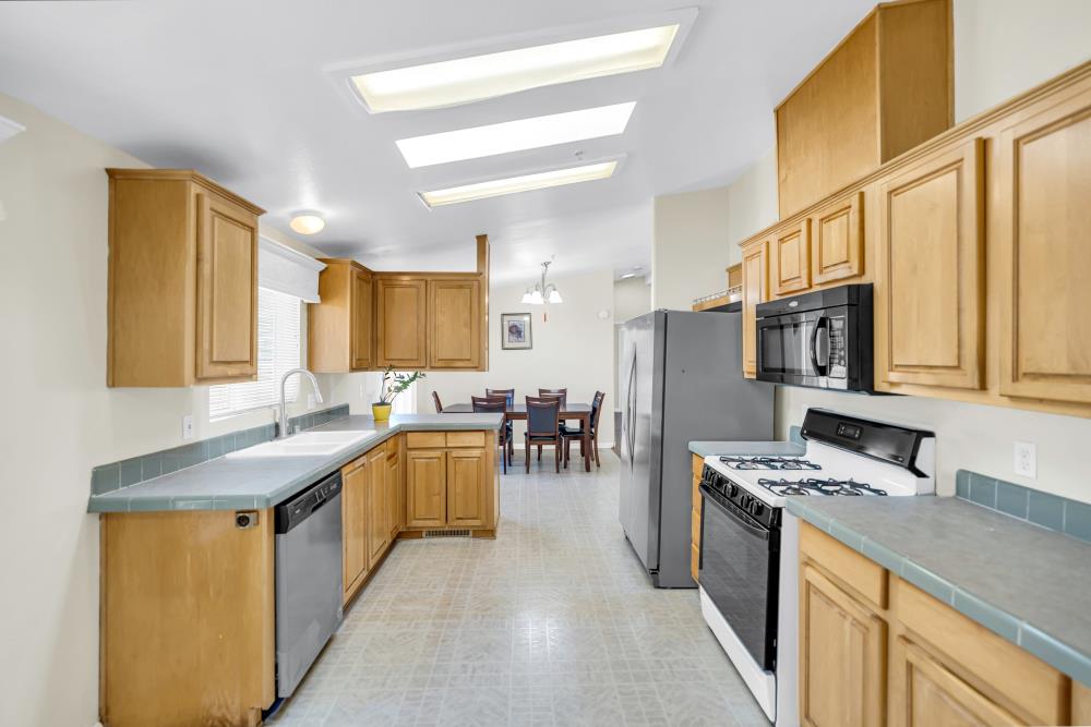 Detail Gallery Image 13 of 41 For 12795 Hobday Rd, Wilton,  CA 95693 - 2 Beds | 2 Baths