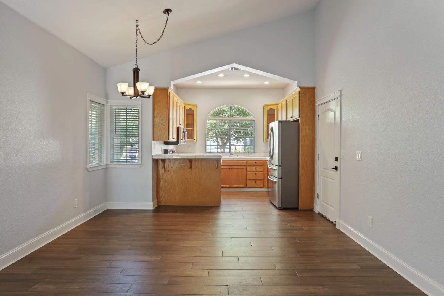 Detail Gallery Image 10 of 37 For 1022 Kirksey, Turlock,  CA 95382 - 3 Beds | 2 Baths