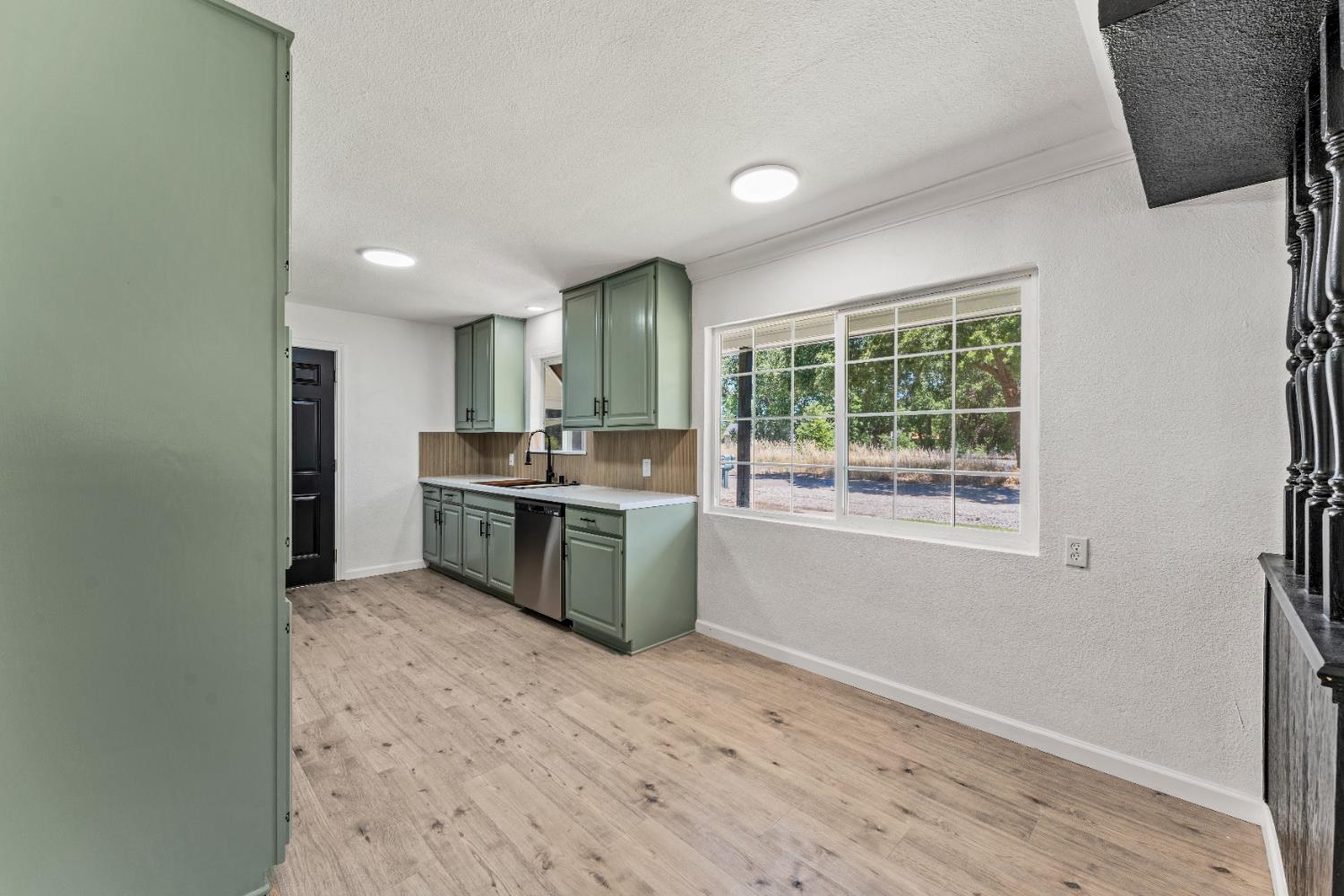 Detail Gallery Image 9 of 27 For 10338 N St, Live Oak,  CA 95953 - 3 Beds | 2 Baths