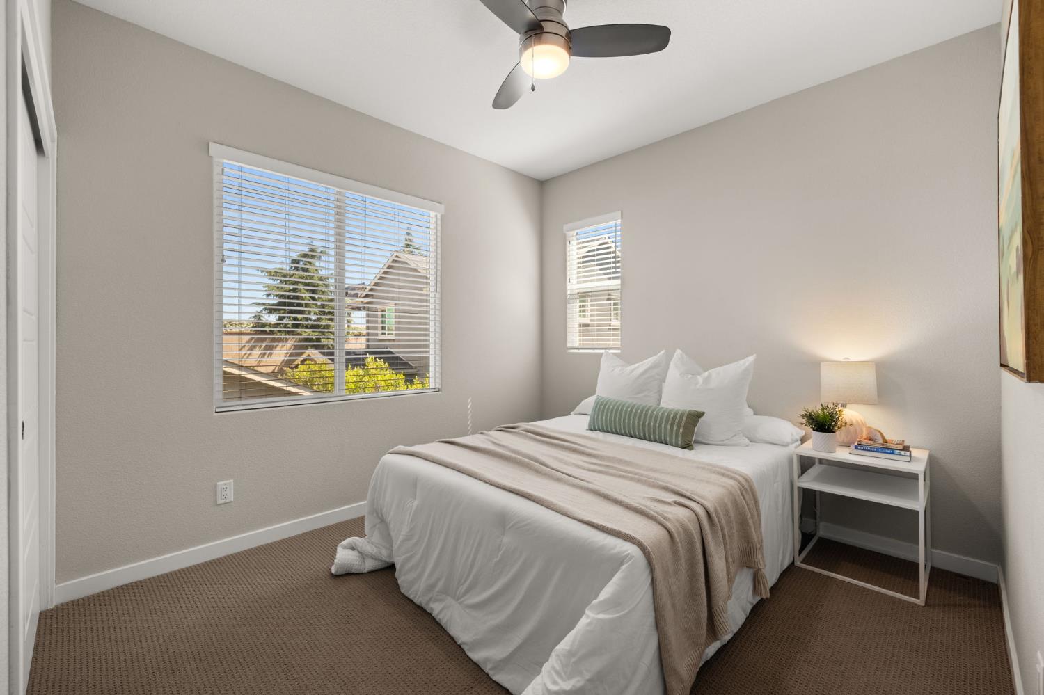 Detail Gallery Image 33 of 78 For 3565 Forney Way, Sacramento,  CA 95816 - 4 Beds | 2/1 Baths