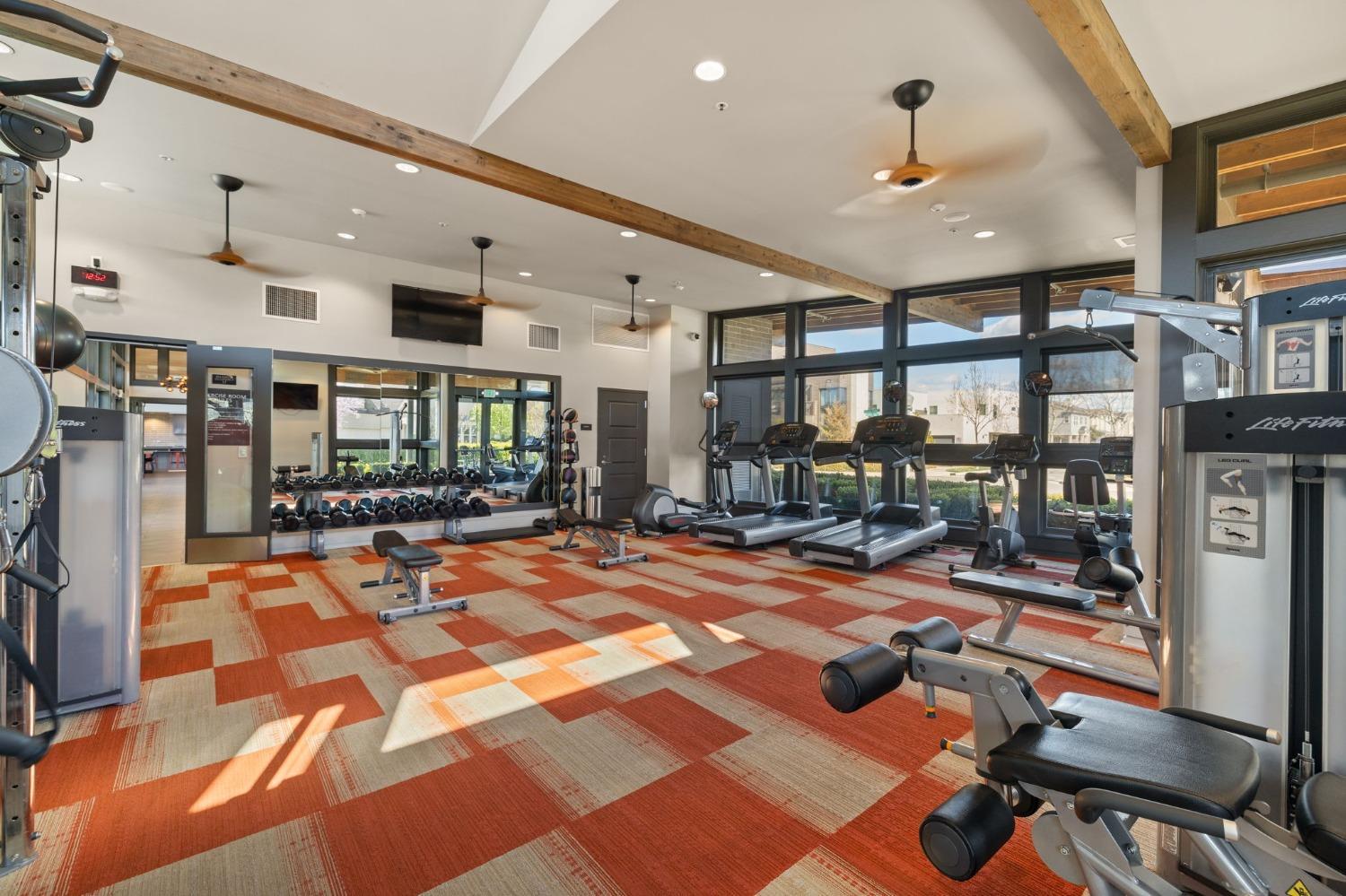 Detail Gallery Image 73 of 78 For 3565 Forney Way, Sacramento,  CA 95816 - 4 Beds | 2/1 Baths
