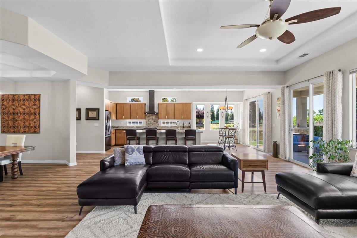 Detail Gallery Image 18 of 91 For 187 Quail Meadow Ln, Copperopolis,  CA 95228 - 2 Beds | 2 Baths