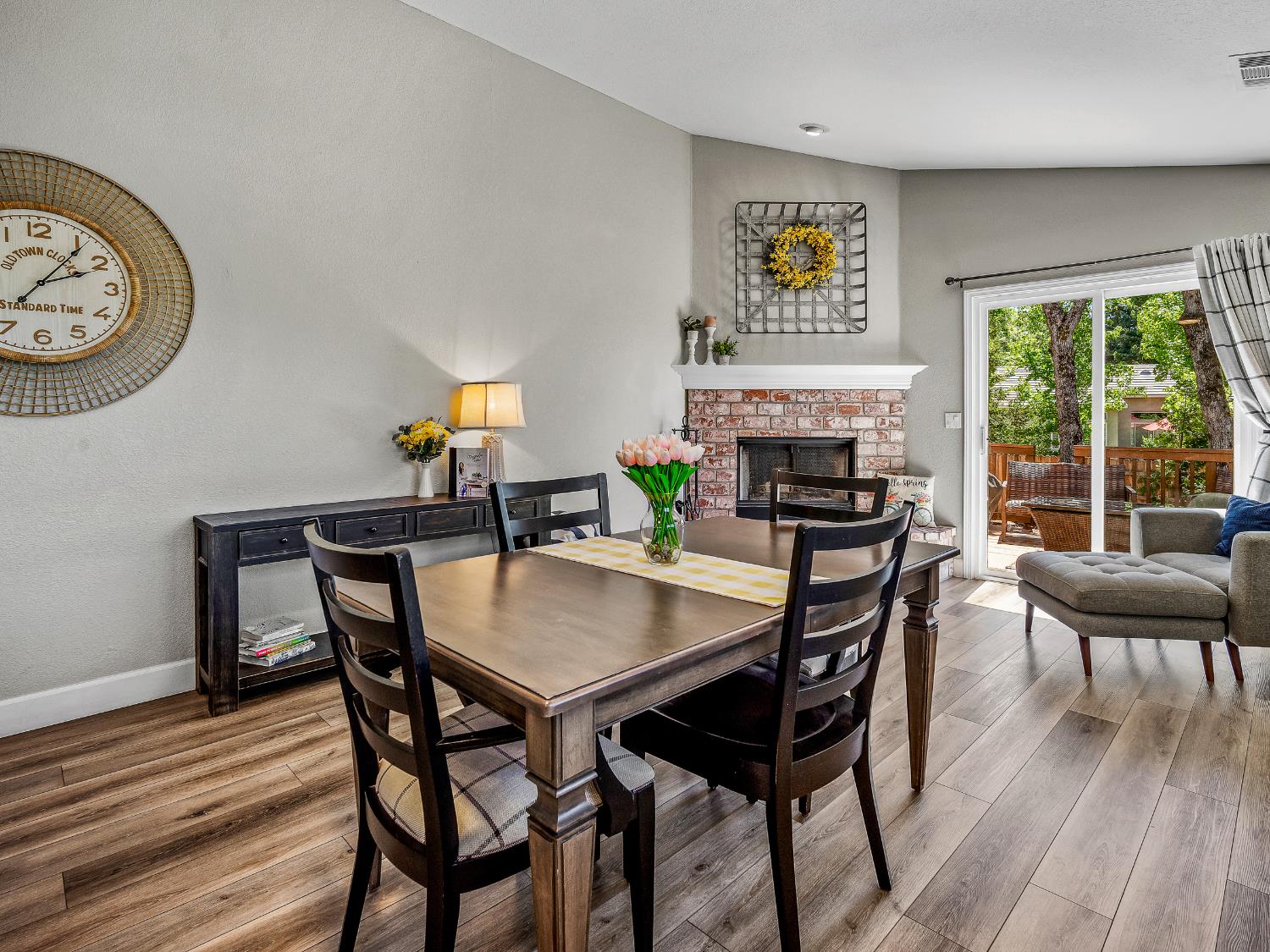 Detail Gallery Image 18 of 44 For 3400 Raben Way, Cameron Park,  CA 95682 - 4 Beds | 2/1 Baths