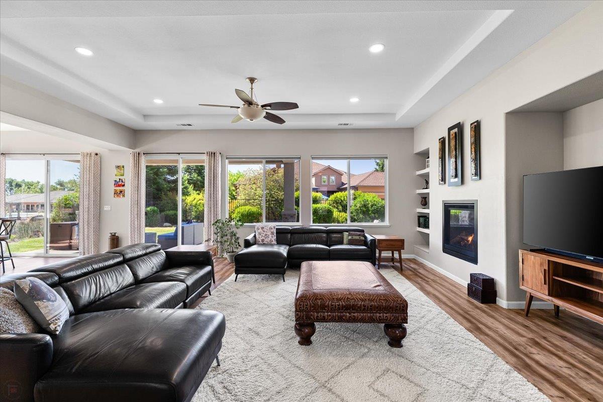 Detail Gallery Image 12 of 91 For 187 Quail Meadow Ln, Copperopolis,  CA 95228 - 2 Beds | 2 Baths