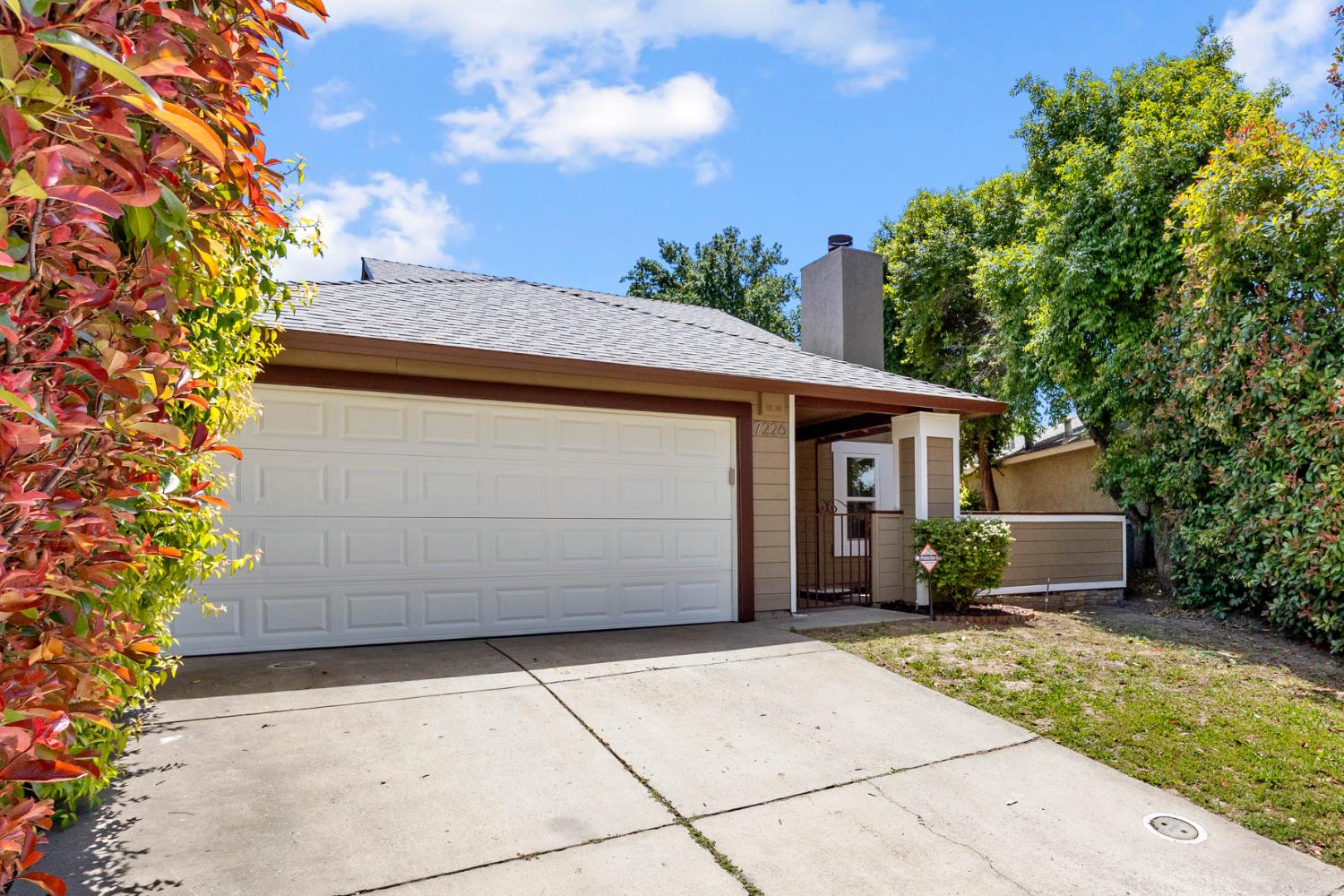 Detail Gallery Image 2 of 25 For 7226 Eminent Ct, Sacramento,  CA 95842 - 3 Beds | 2 Baths