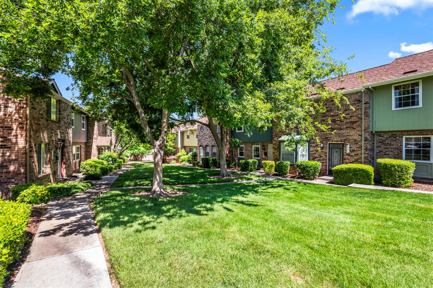 Photo #3: 225065522 Listing 