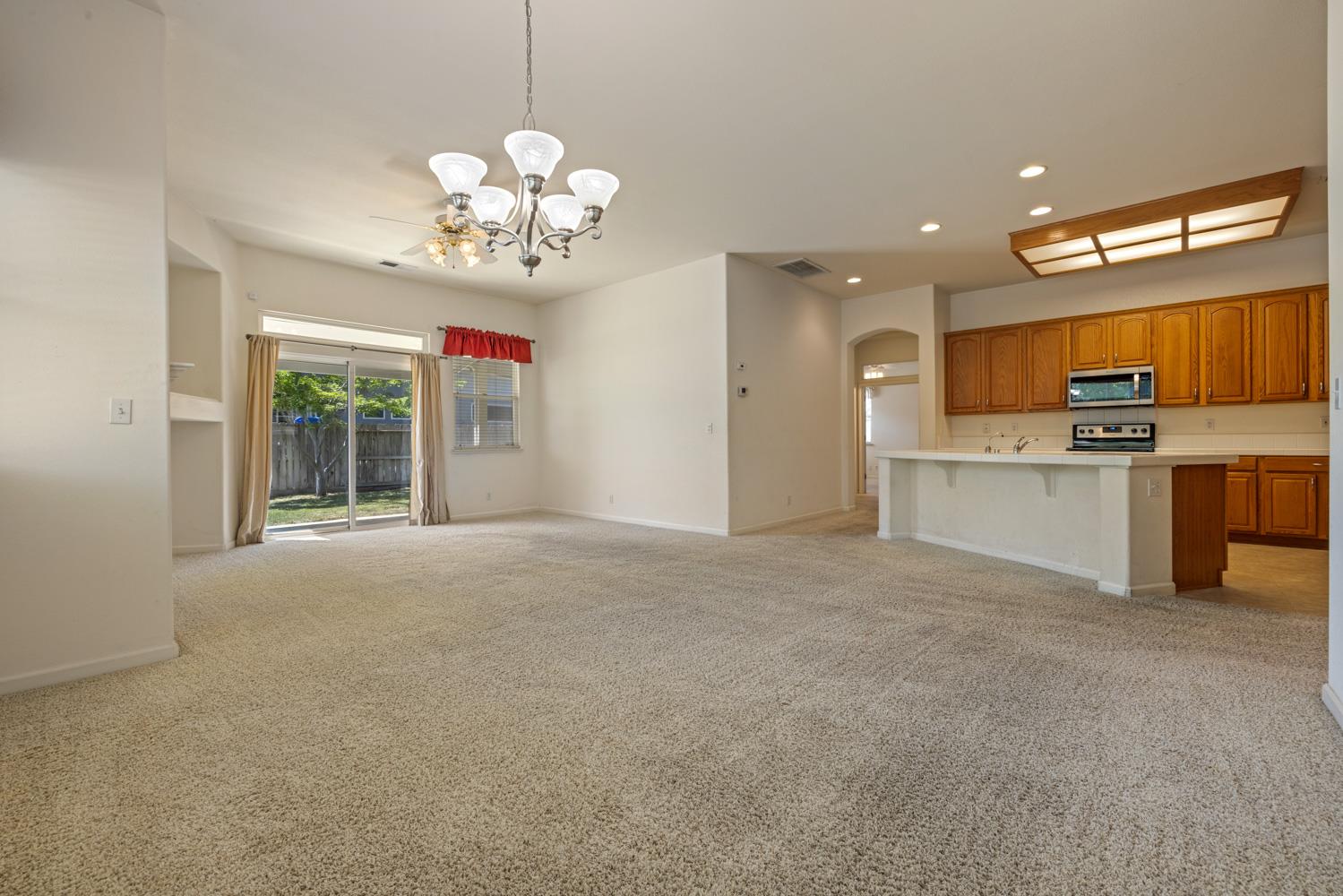 Detail Gallery Image 23 of 40 For 2264 Autumn Moon Way, Turlock,  CA 95382 - 4 Beds | 3 Baths