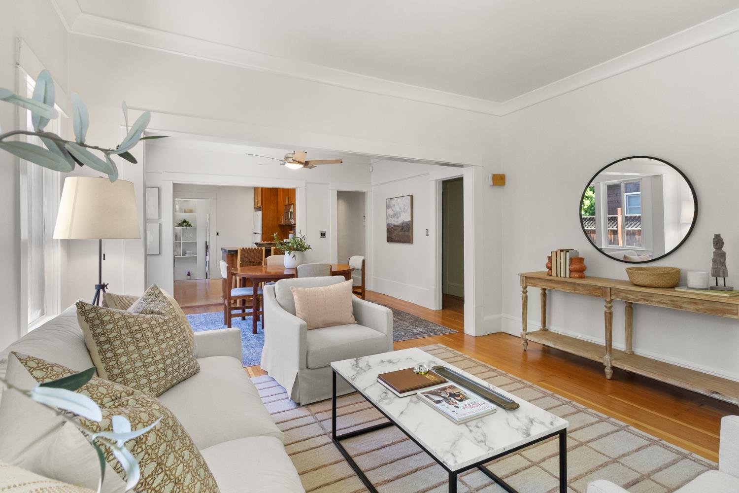 Detail Gallery Image 10 of 53 For 4860 U St, Sacramento,  CA 95817 - 3 Beds | 2 Baths