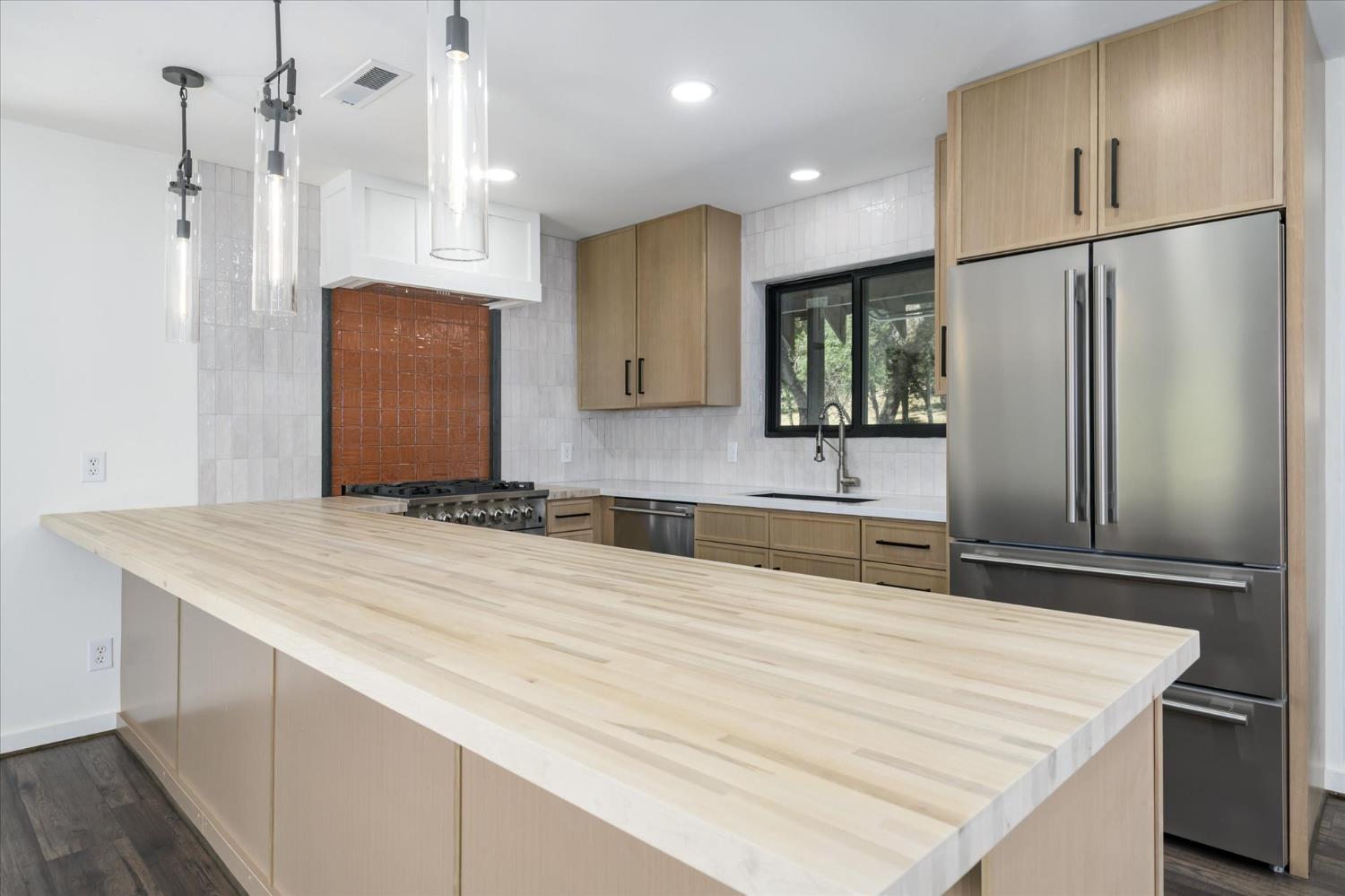 Detail Gallery Image 10 of 57 For 13885 Wilma Ct, Fiddletown,  CA 95629 - 2 Beds | 2 Baths