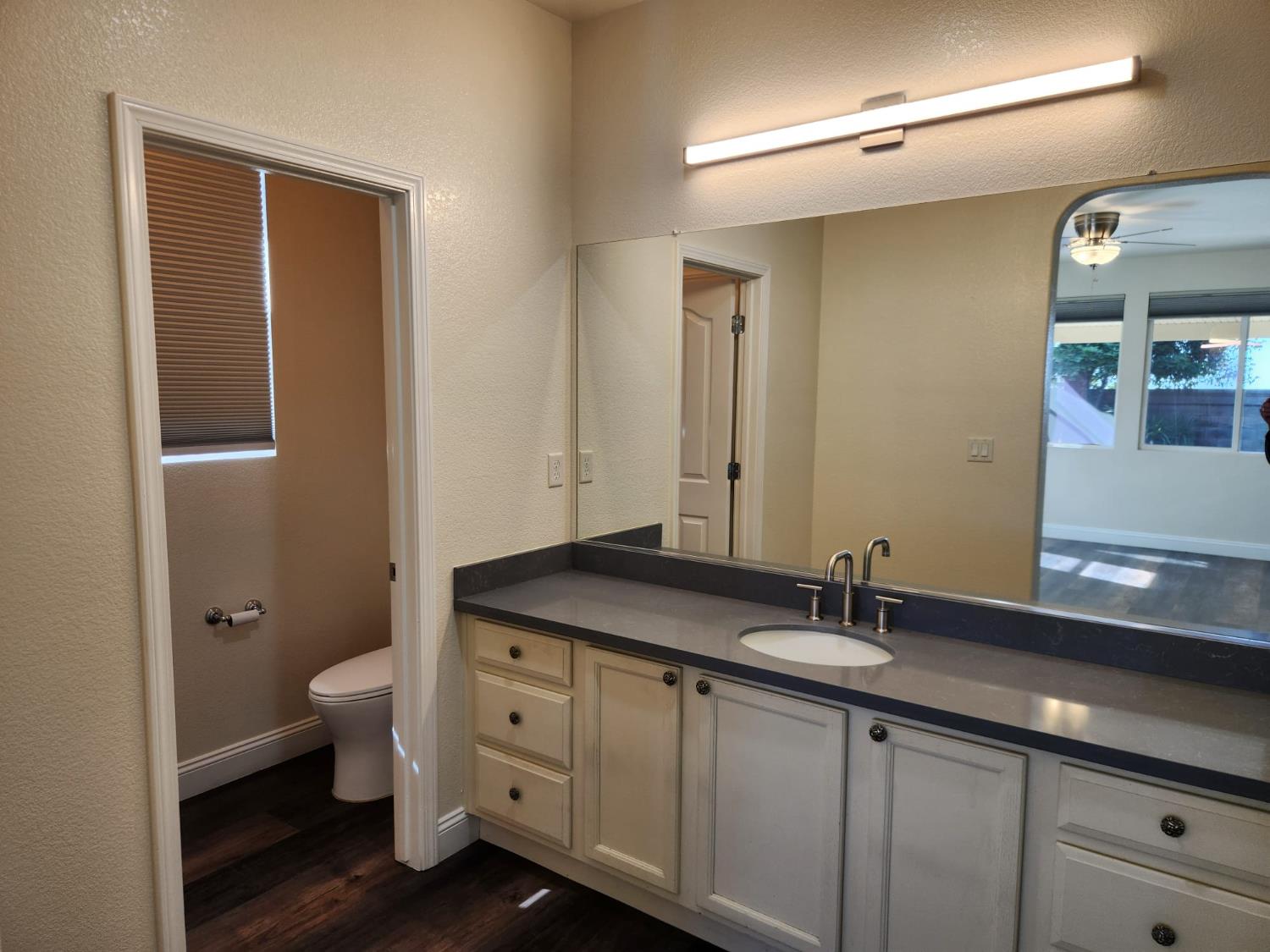 Detail Gallery Image 19 of 46 For 431 Pelican Bay Cir, Sacramento,  CA 95835 - 2 Beds | 2 Baths