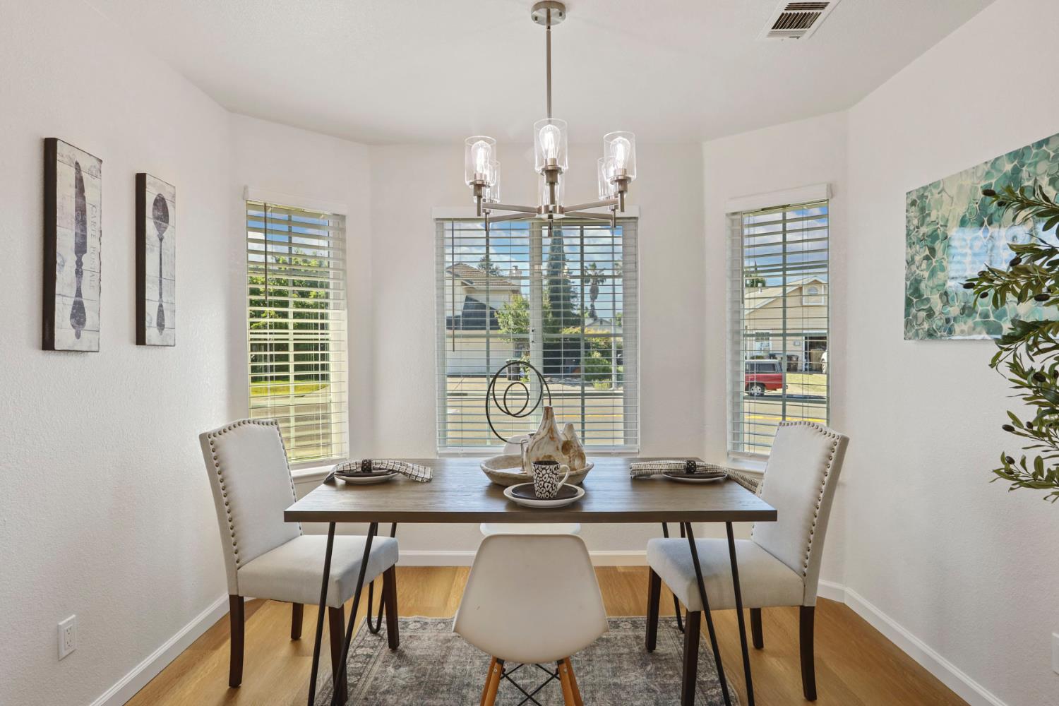 Detail Gallery Image 16 of 34 For 2368 Clipper Ln, Stockton,  CA 95204 - 3 Beds | 2 Baths
