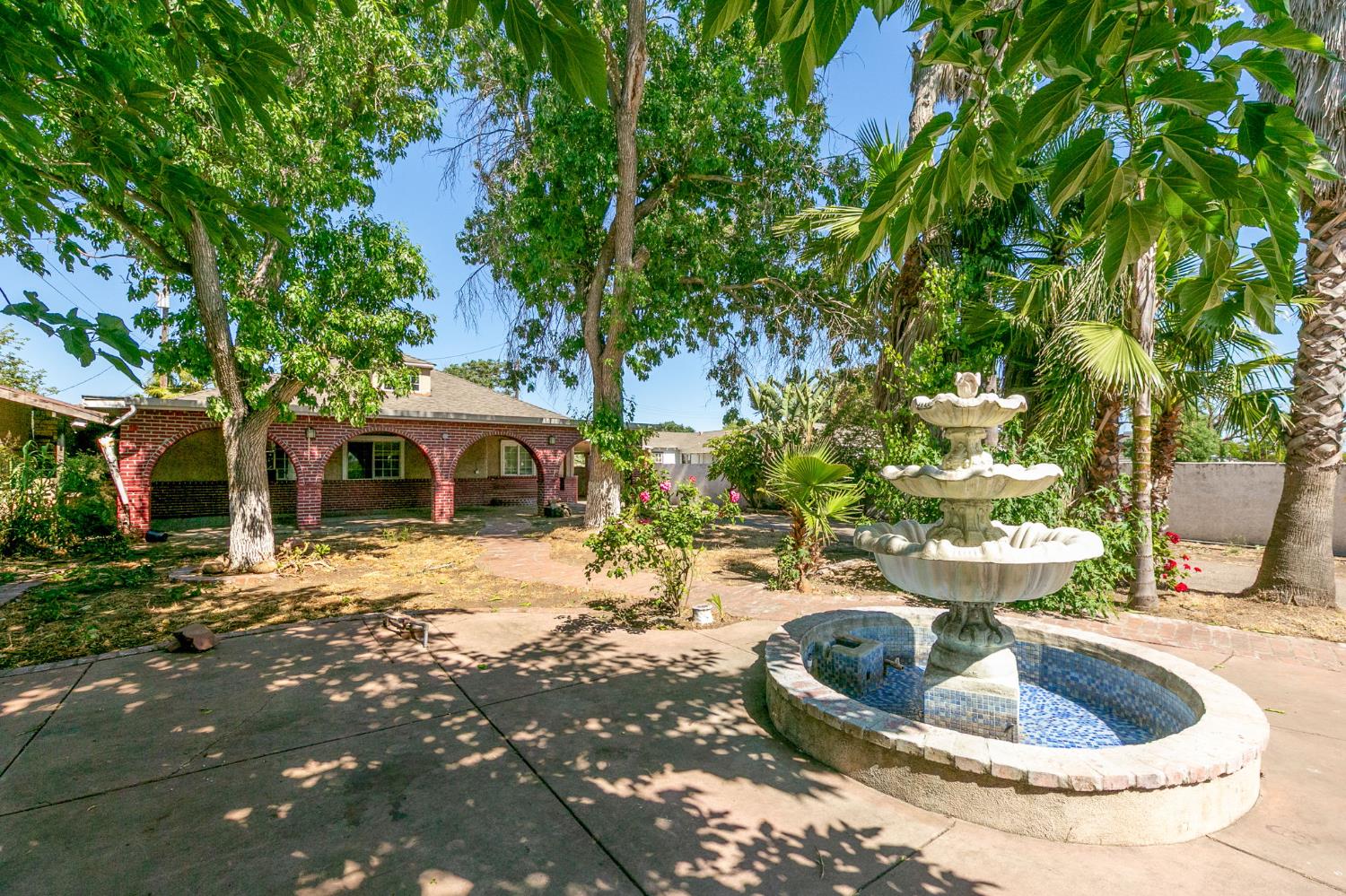 Detail Gallery Image 6 of 48 For 8691 E Stockton Blvd, Elk Grove,  CA 95624 - 3 Beds | 2 Baths